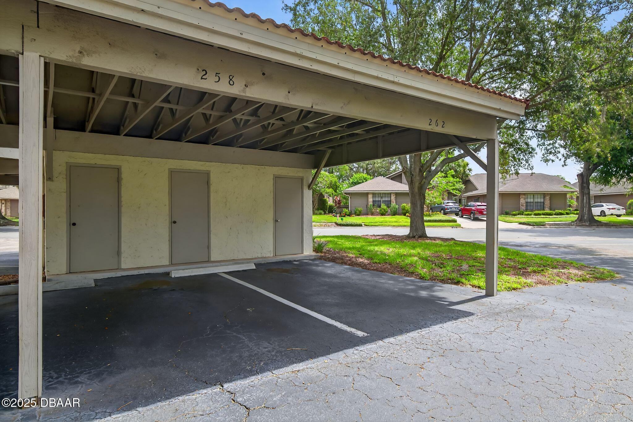 258 W Sabal Palm Place 22