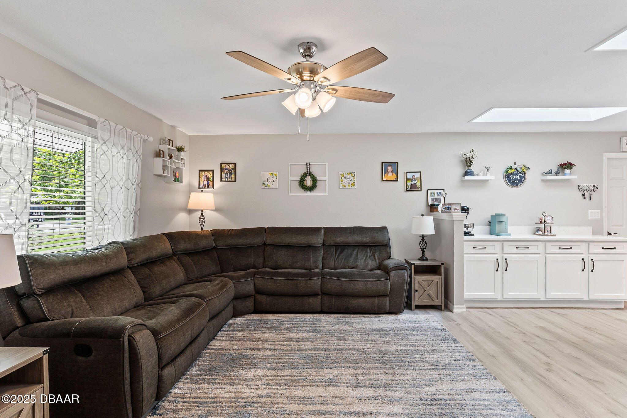 1317 Dexter Drive W