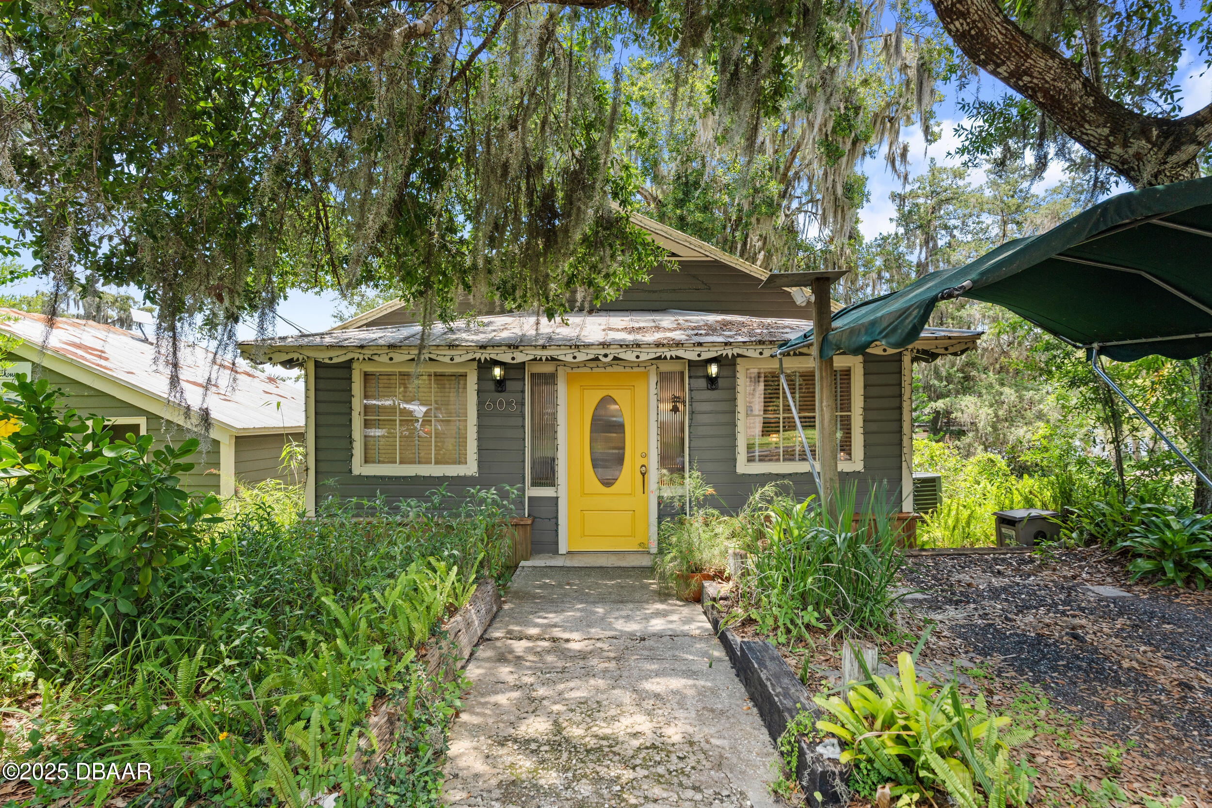 603 Front Street