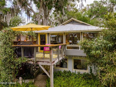 603 Front Street Welaka FL 32193