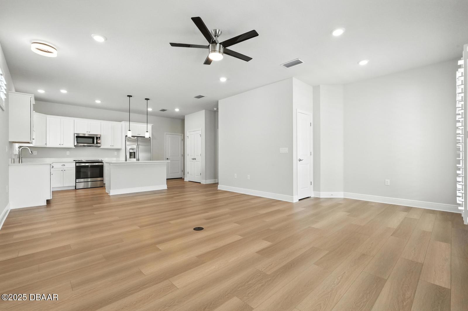 569 Venetian Palms Boulevard