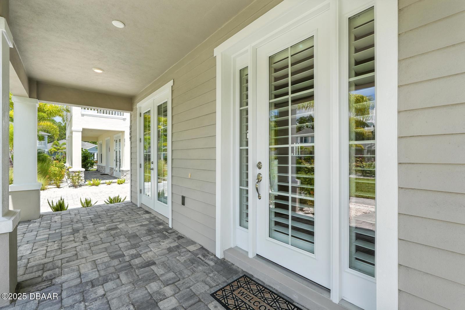 569 Venetian Palms Boulevard