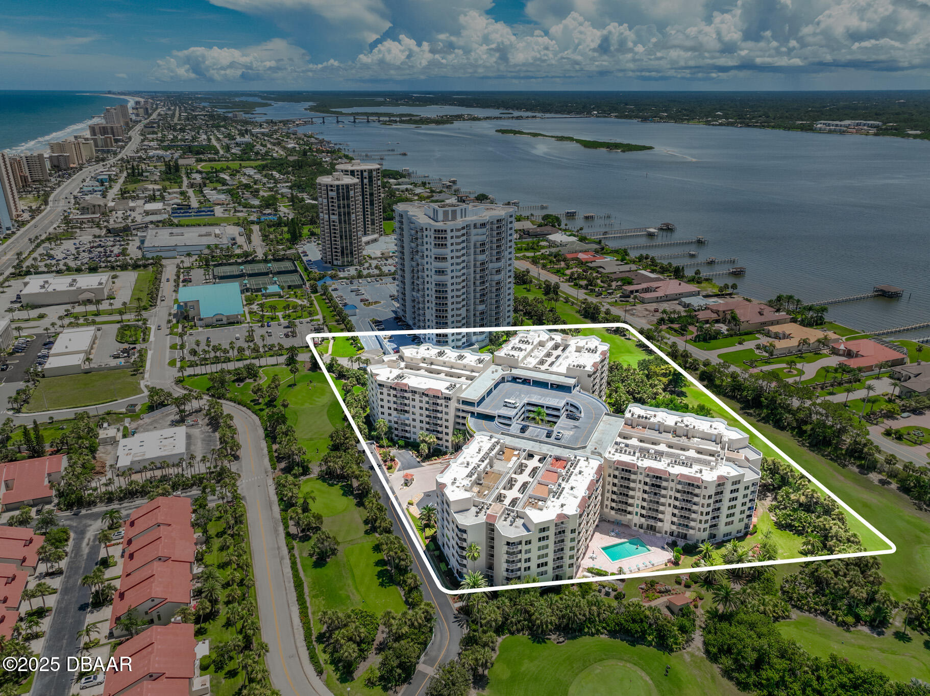 3 Oceans West Boulevard