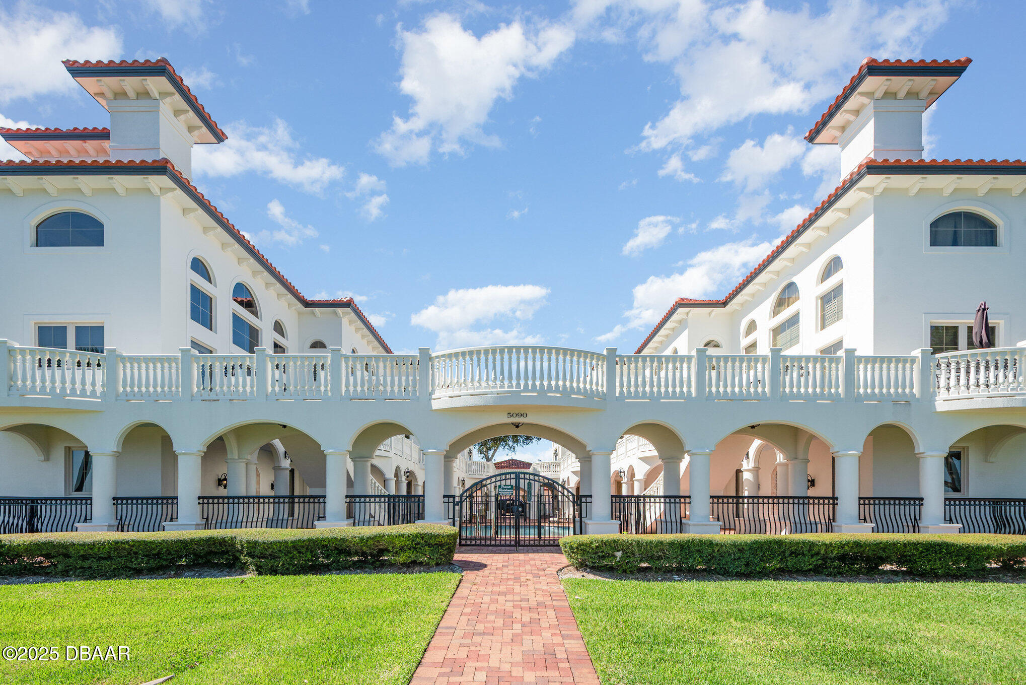 5090 Riverside Drive 103