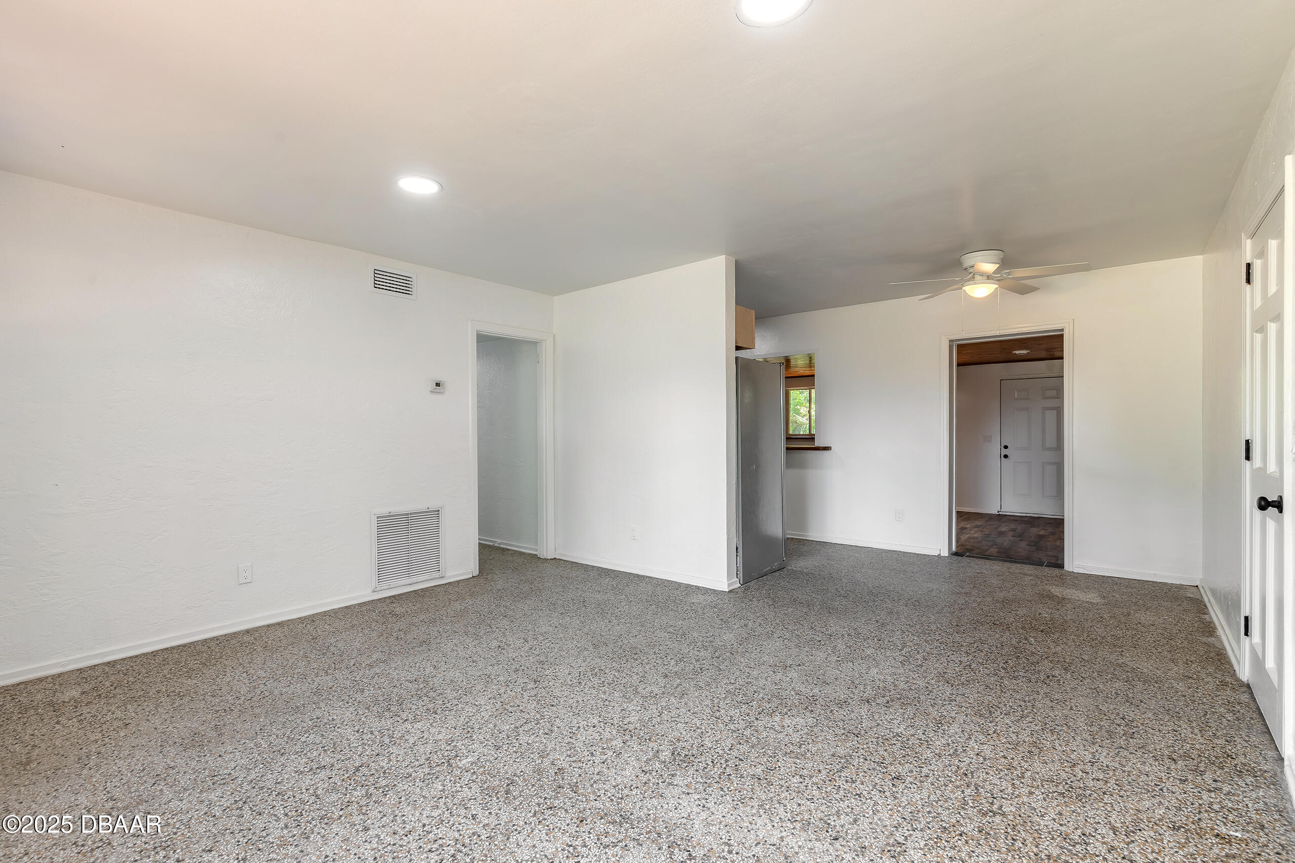 512 Sandra Avenue