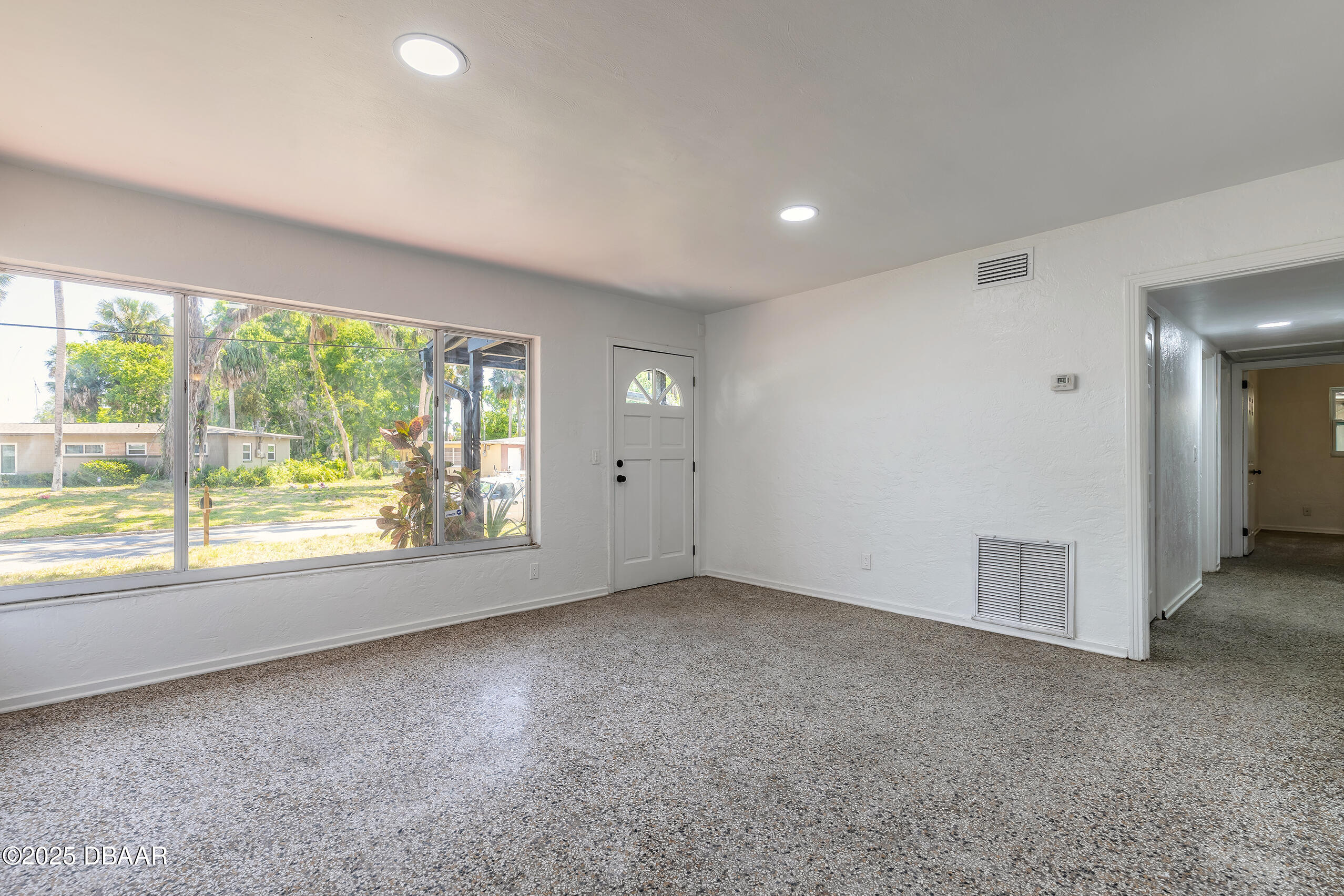 512 Sandra Avenue