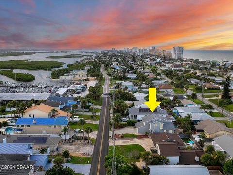 A home in Wilbur-by-the-Sea