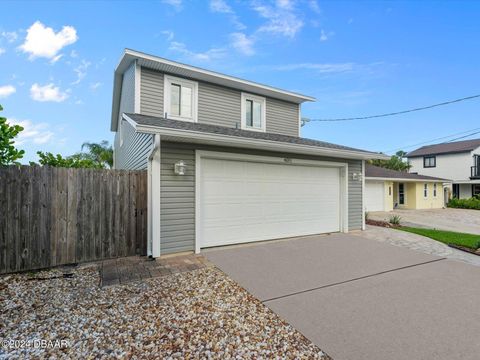 A home in Wilbur-by-the-Sea