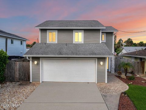 A home in Wilbur-by-the-Sea