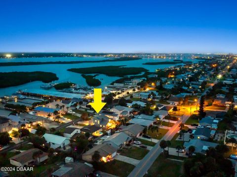 A home in Wilbur-by-the-Sea