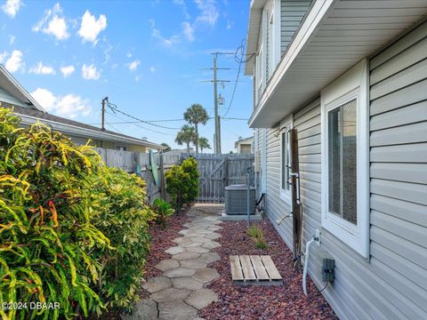 A home in Wilbur-by-the-Sea