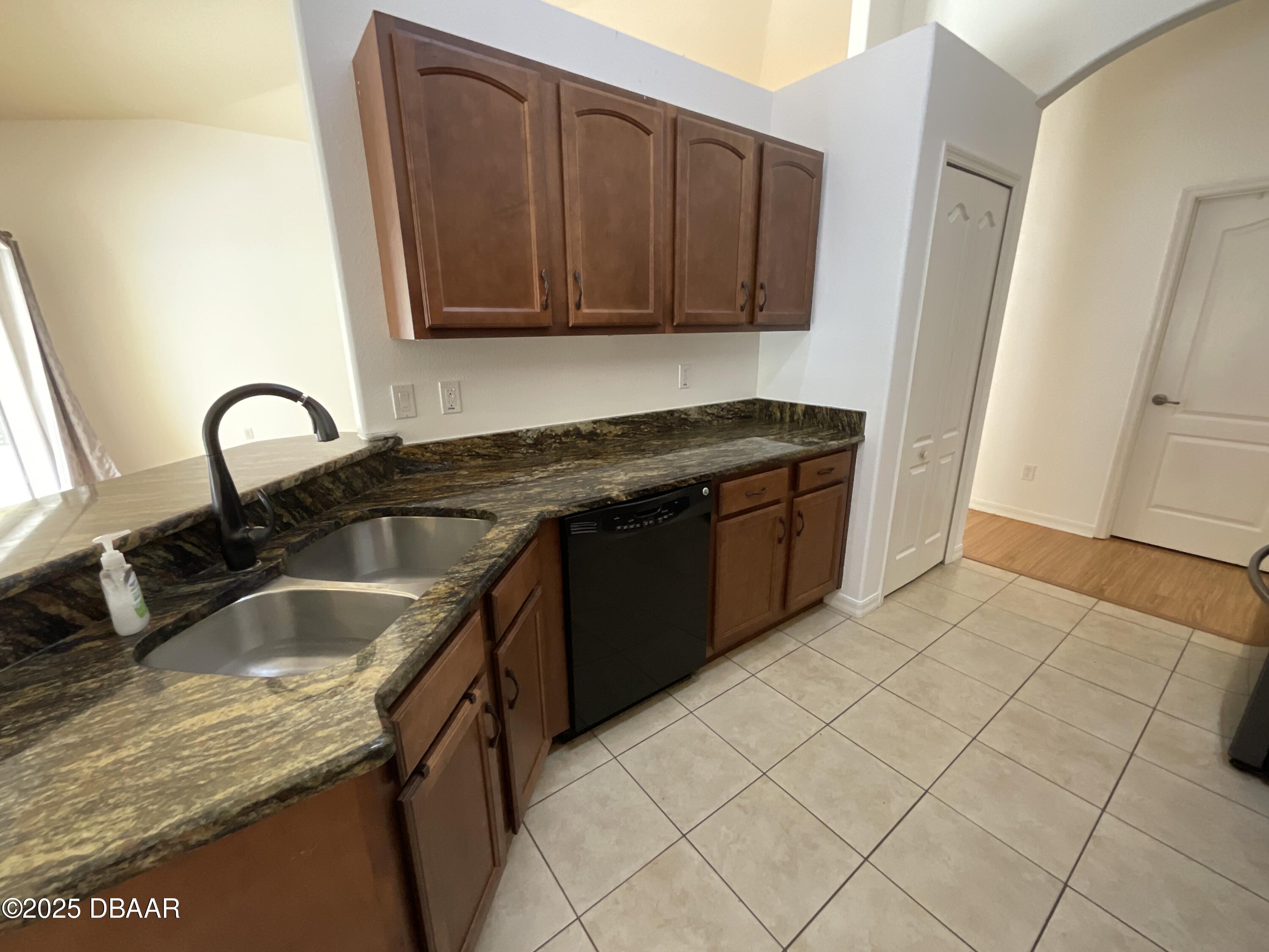 820 Wingate Trail