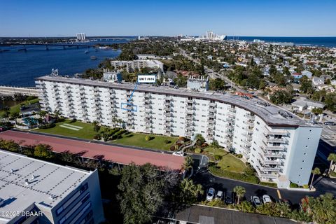 A home in Daytona Beach