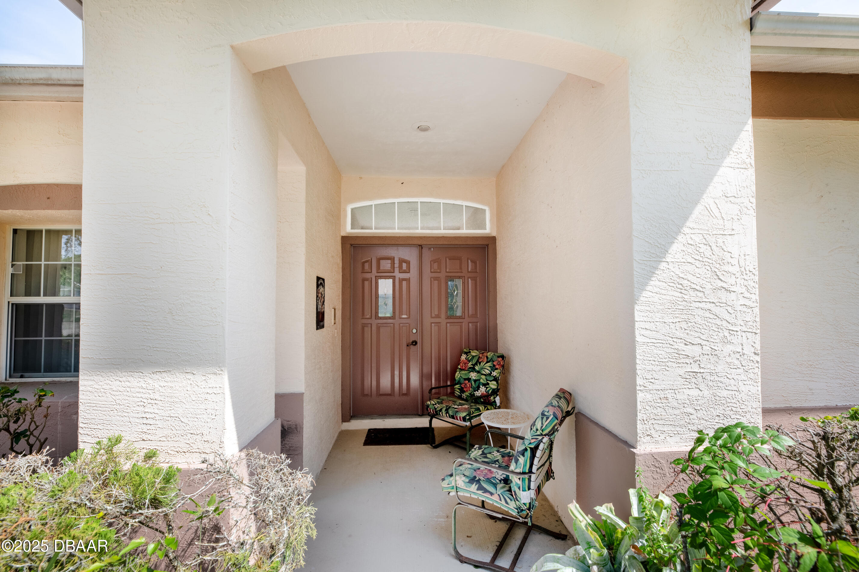 3 E Point Court