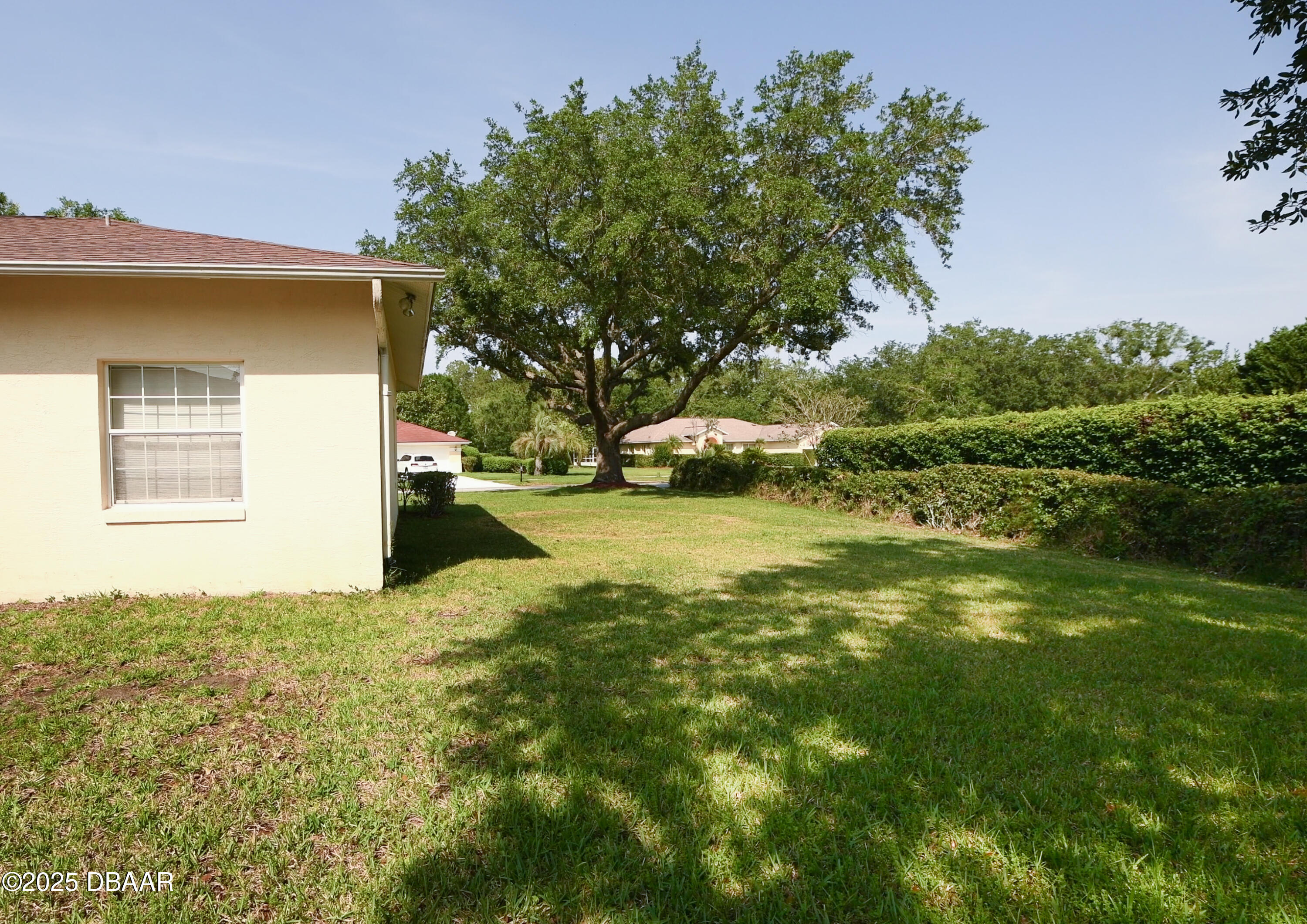 3 E Point Court