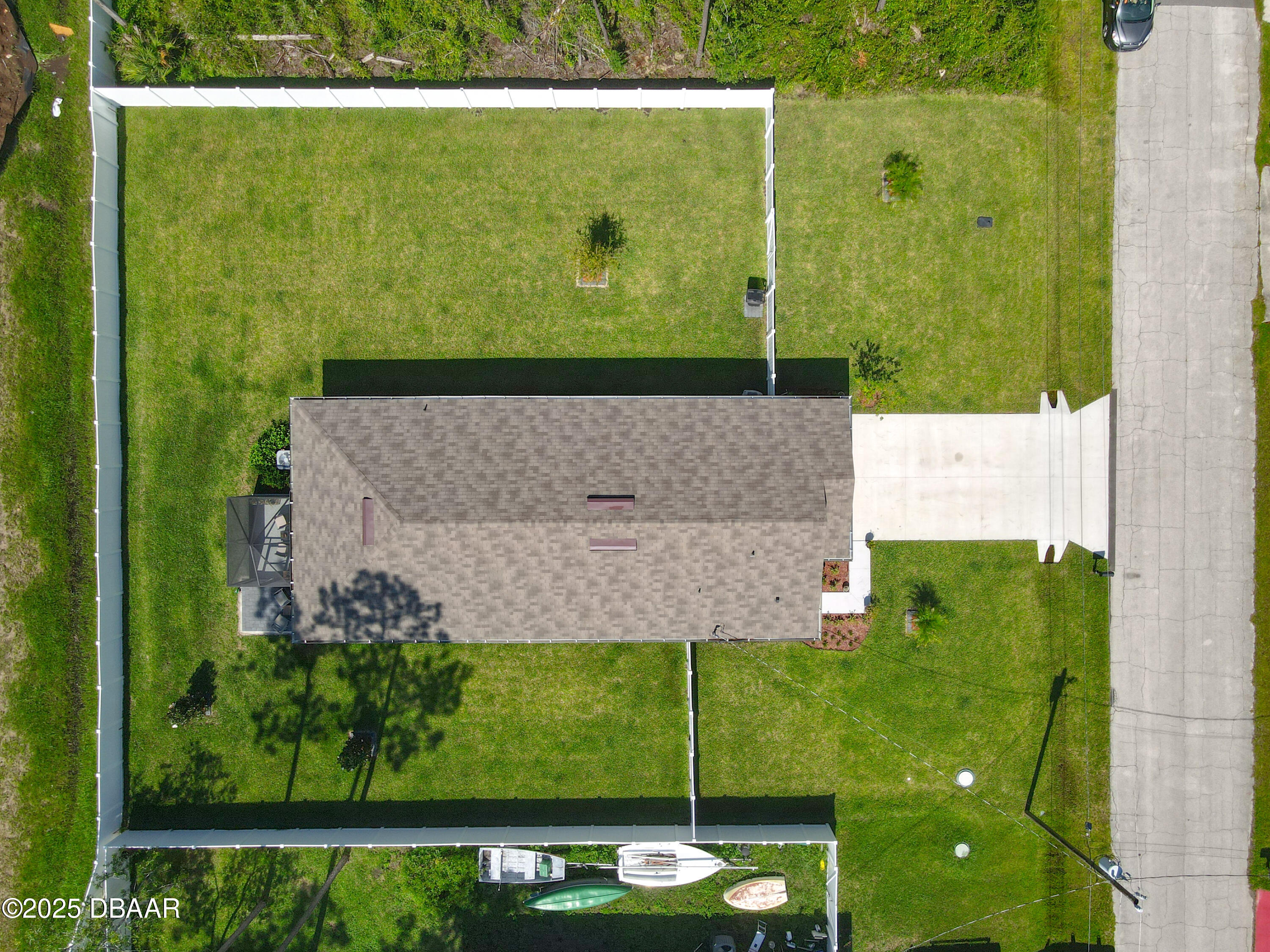 44 Llewellyn Trail