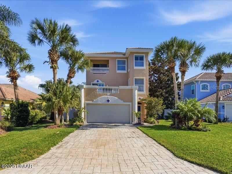 121 W Coquina Key Drive