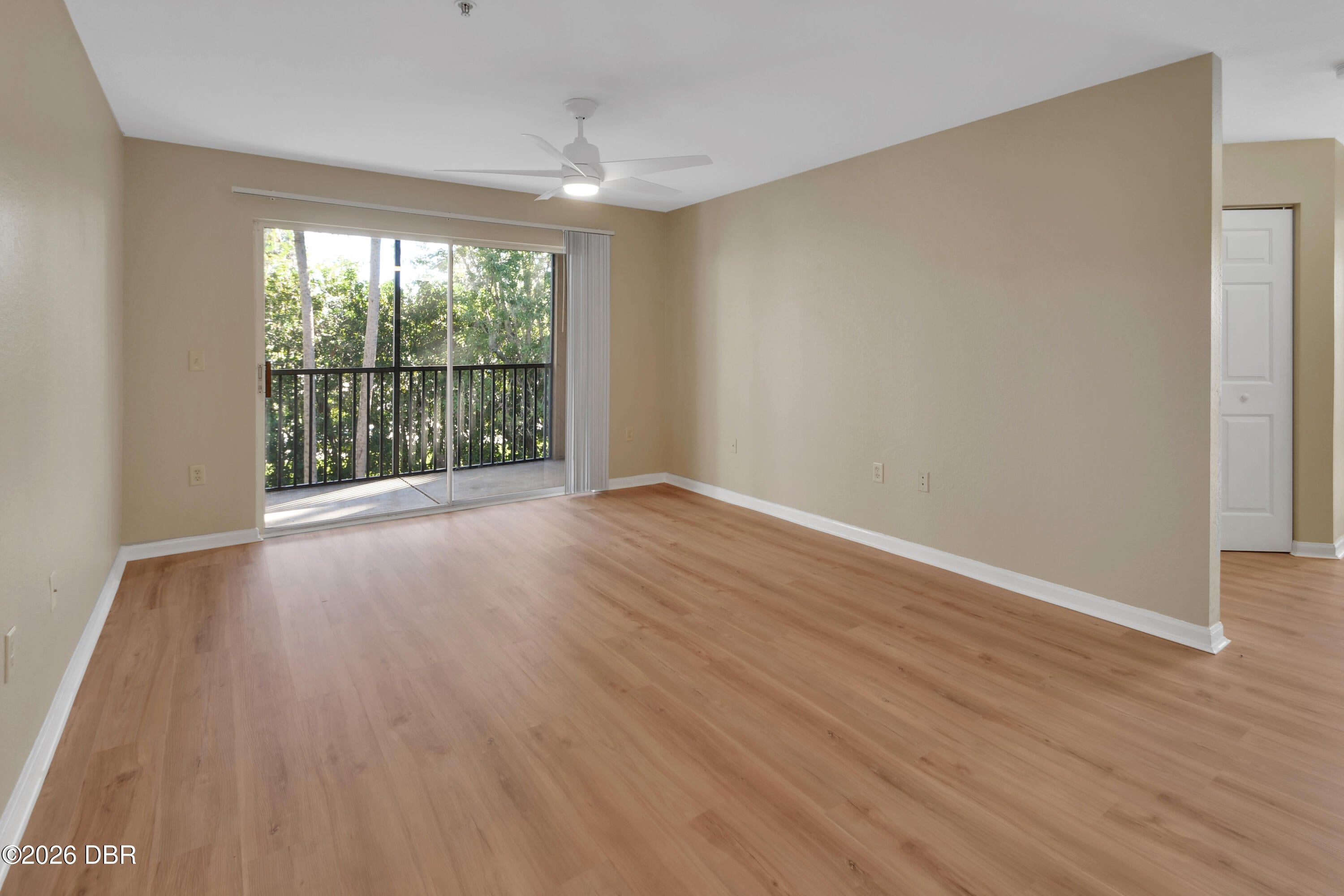 940 Village Trail