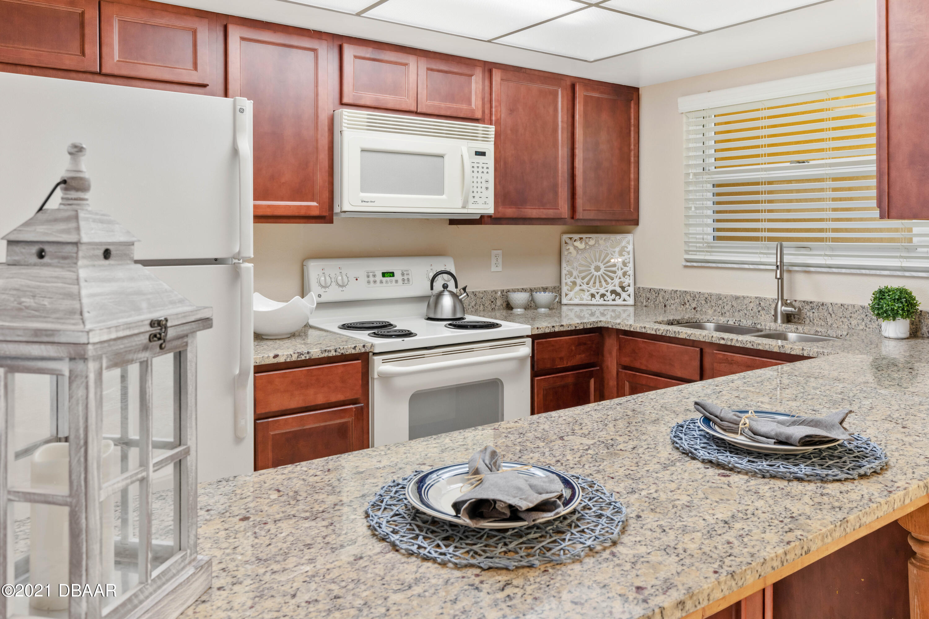 425 S Atlantic Avenue