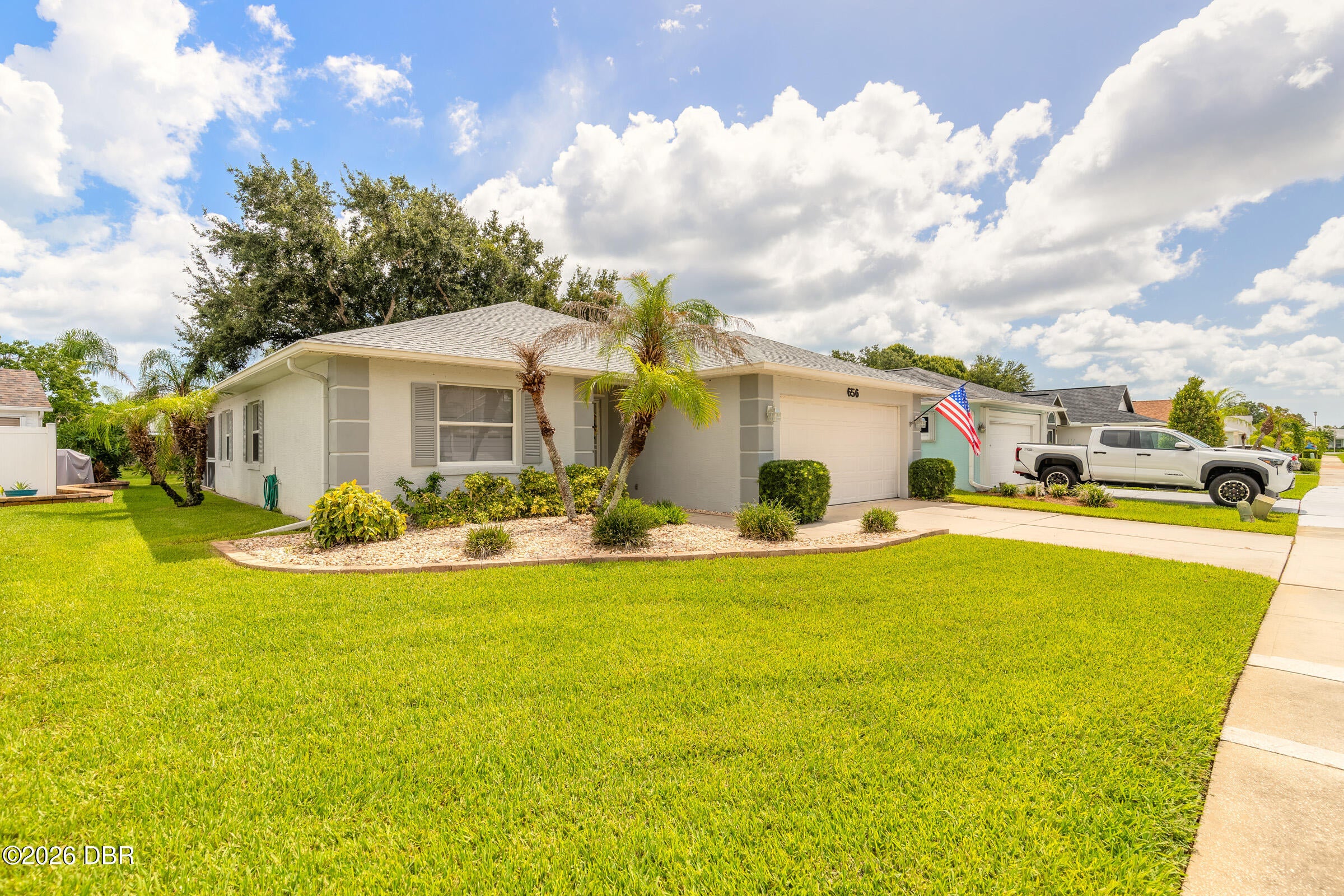 656 Middlebury Loop - Photo 2