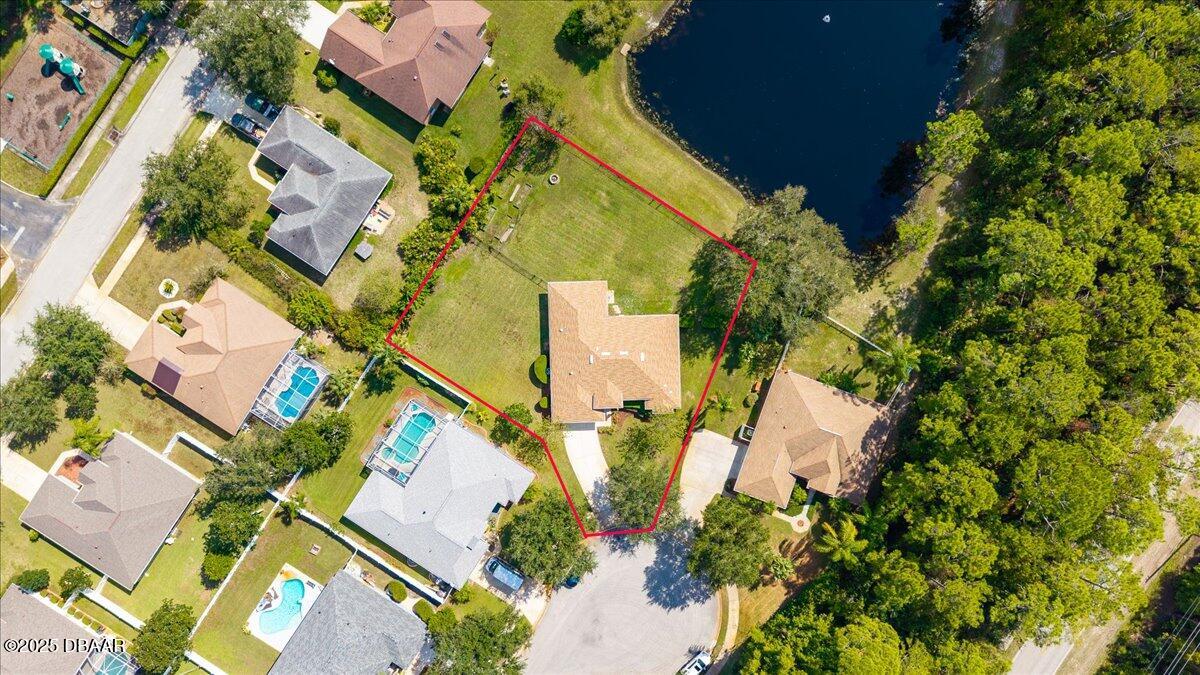 33 Acanthus Circle