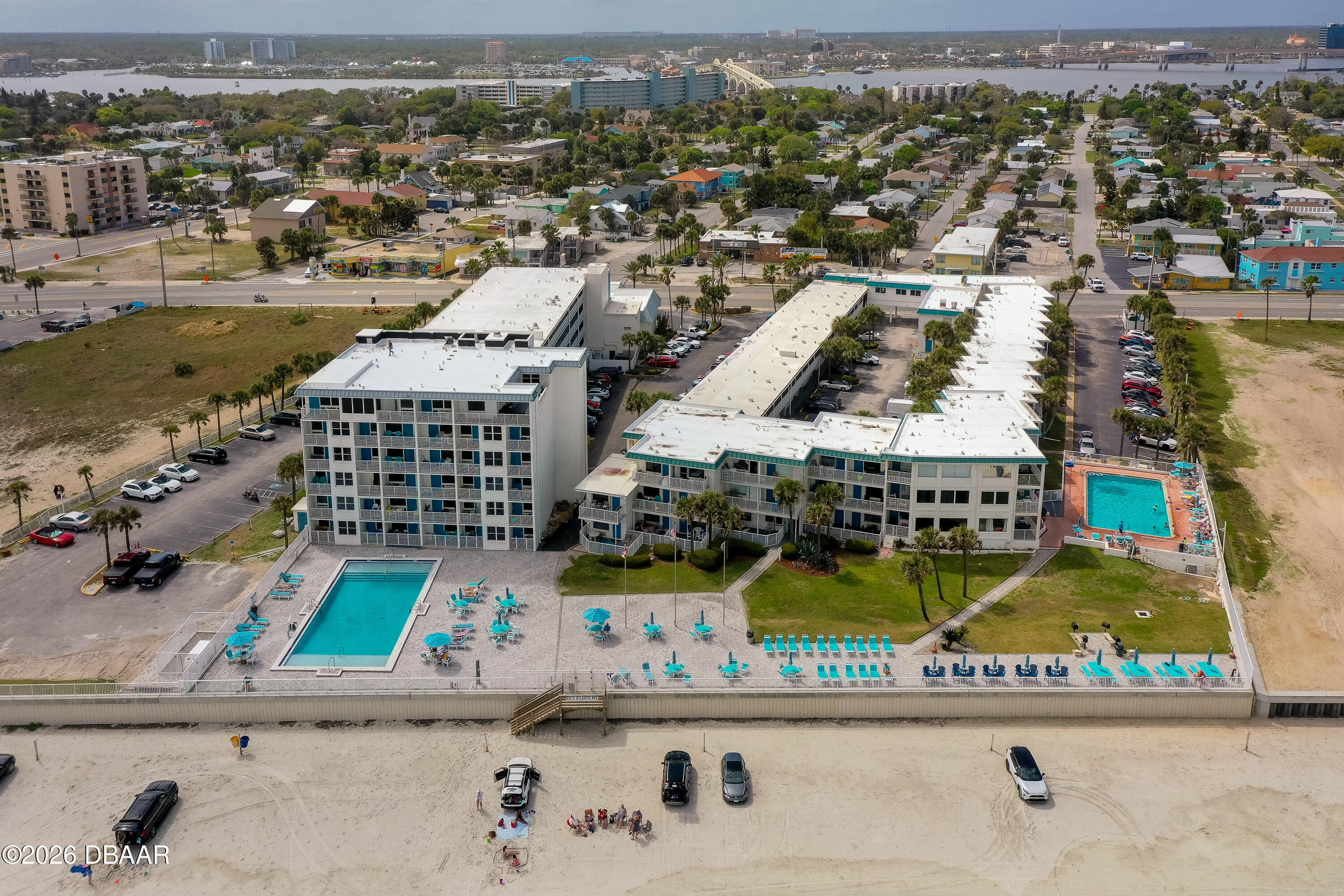 935 S Atlantic Avenue