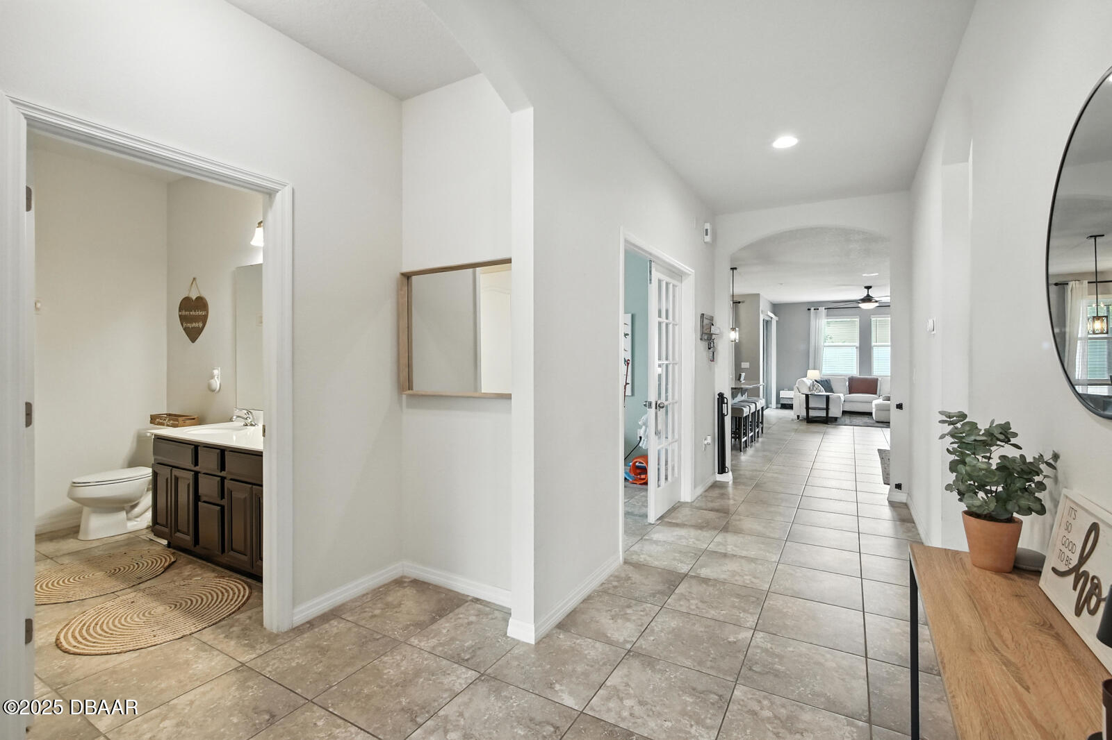 1014 Glazebrook Loop