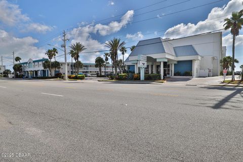 935 S Atlantic Avenue Daytona Beach FL 32118