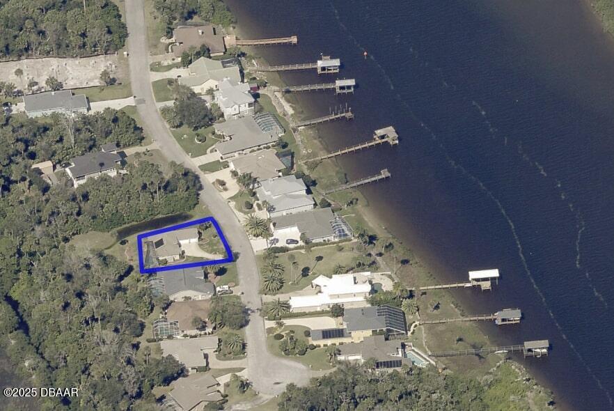 412 Palm Drive