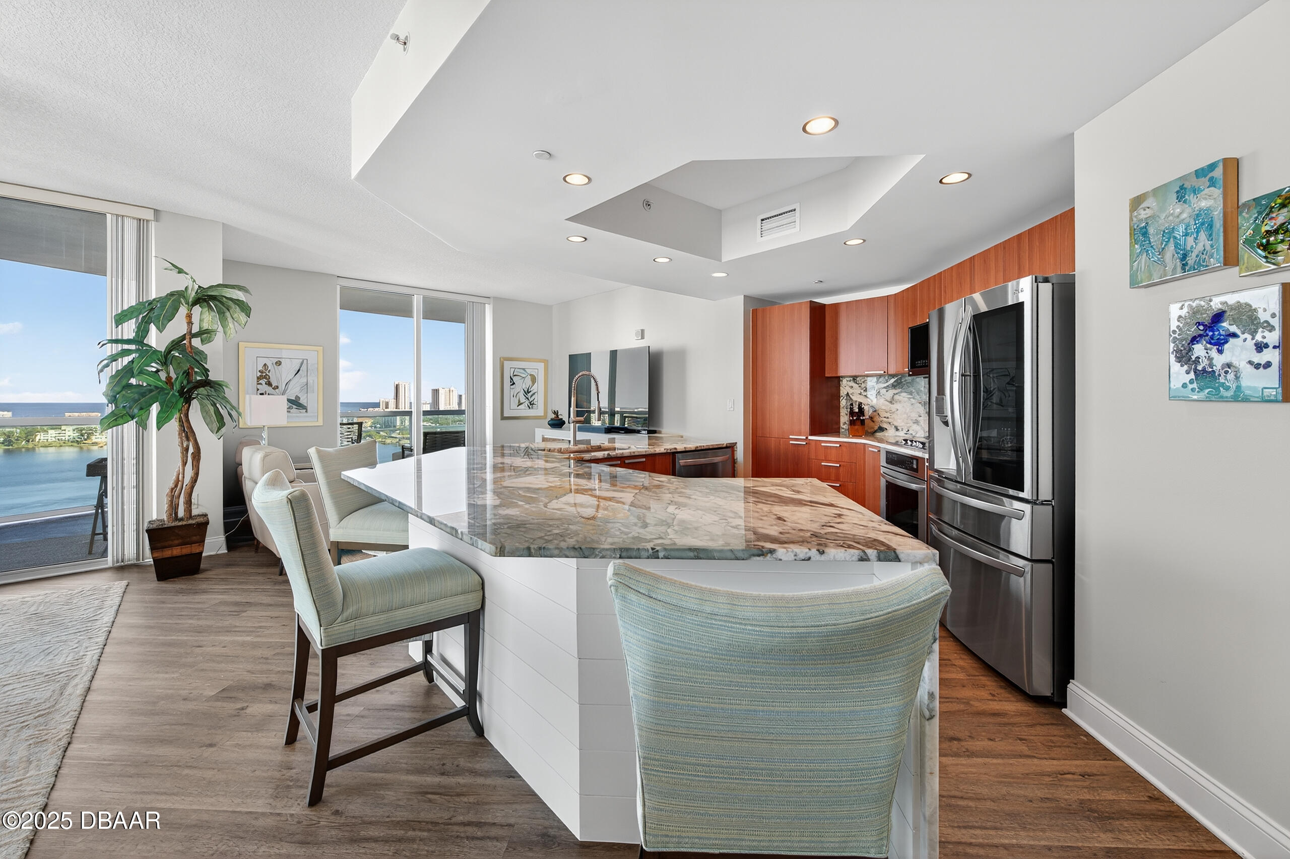 231 Riverside Drive 1602