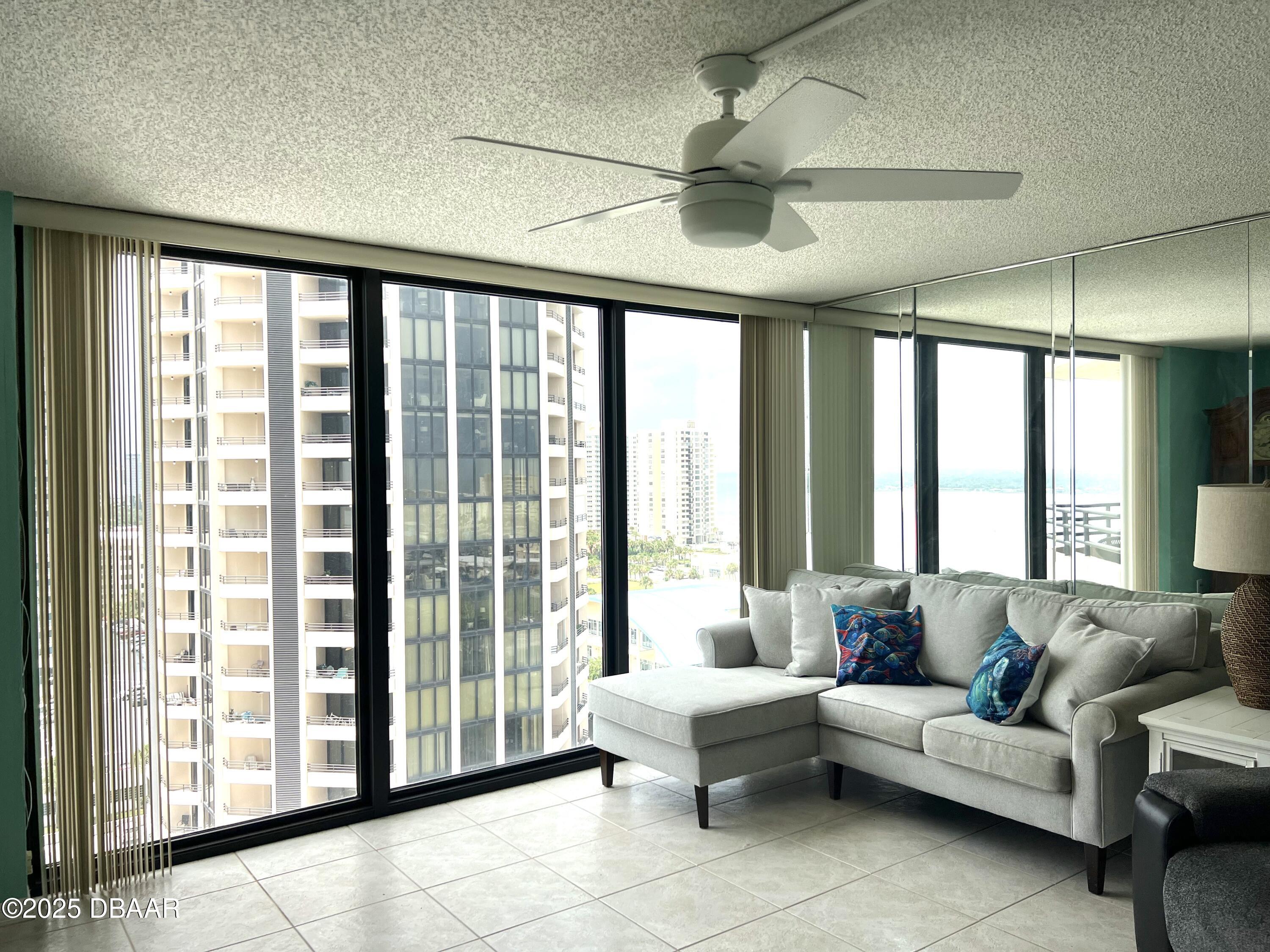 1 Oceans West Boulevard 15B4