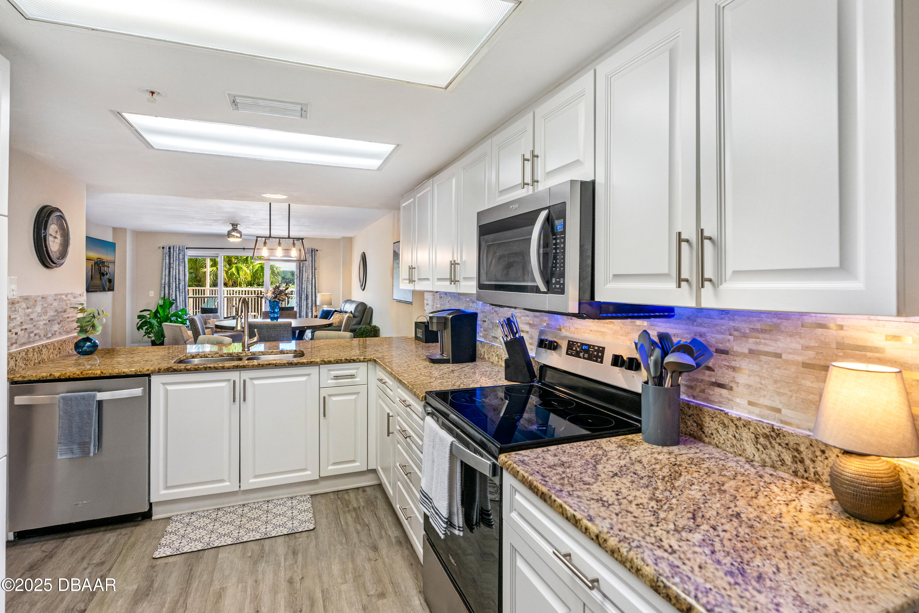 3 Oceans West Boulevard