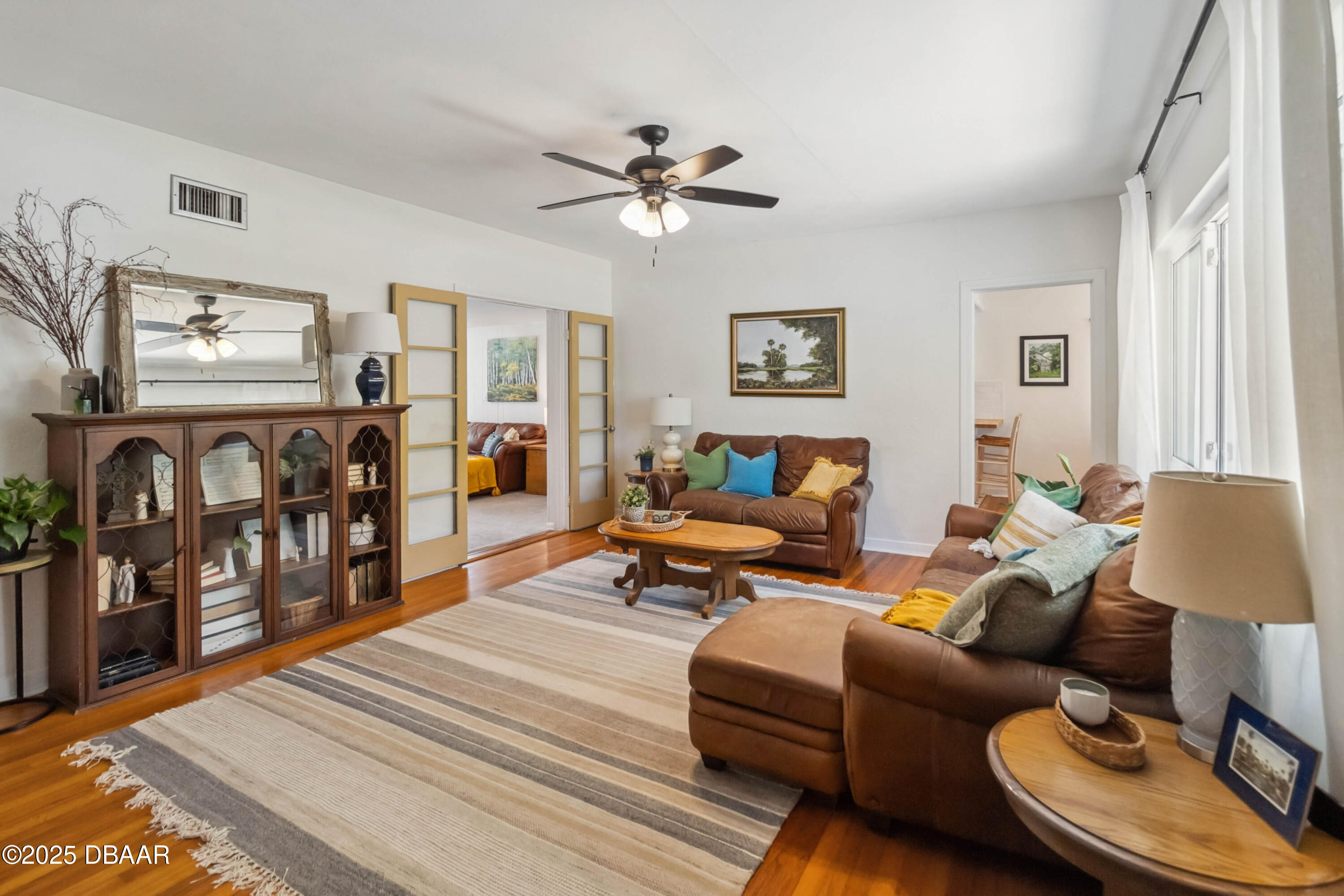 1121 Magnolia Avenue