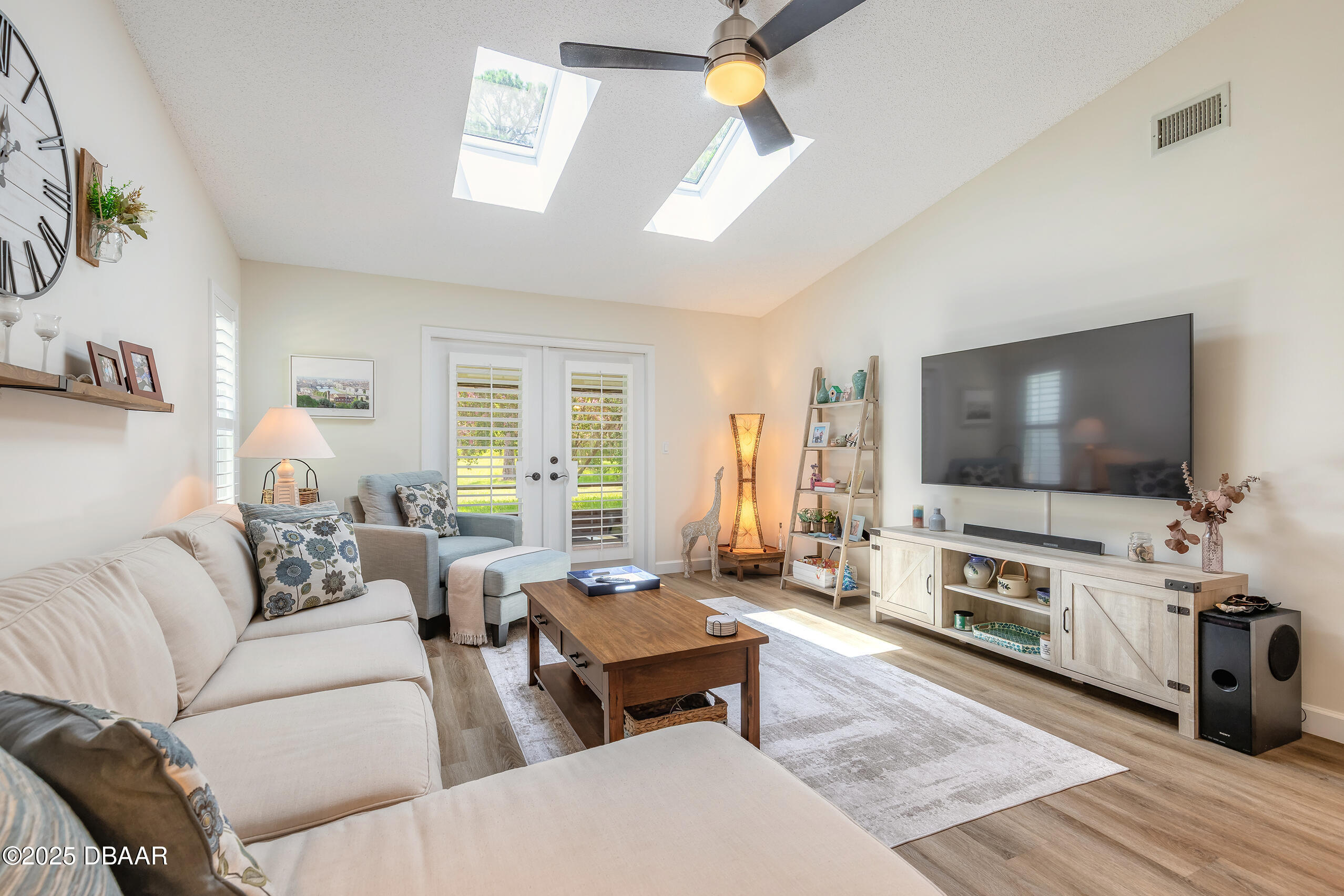 220 Bob White Court