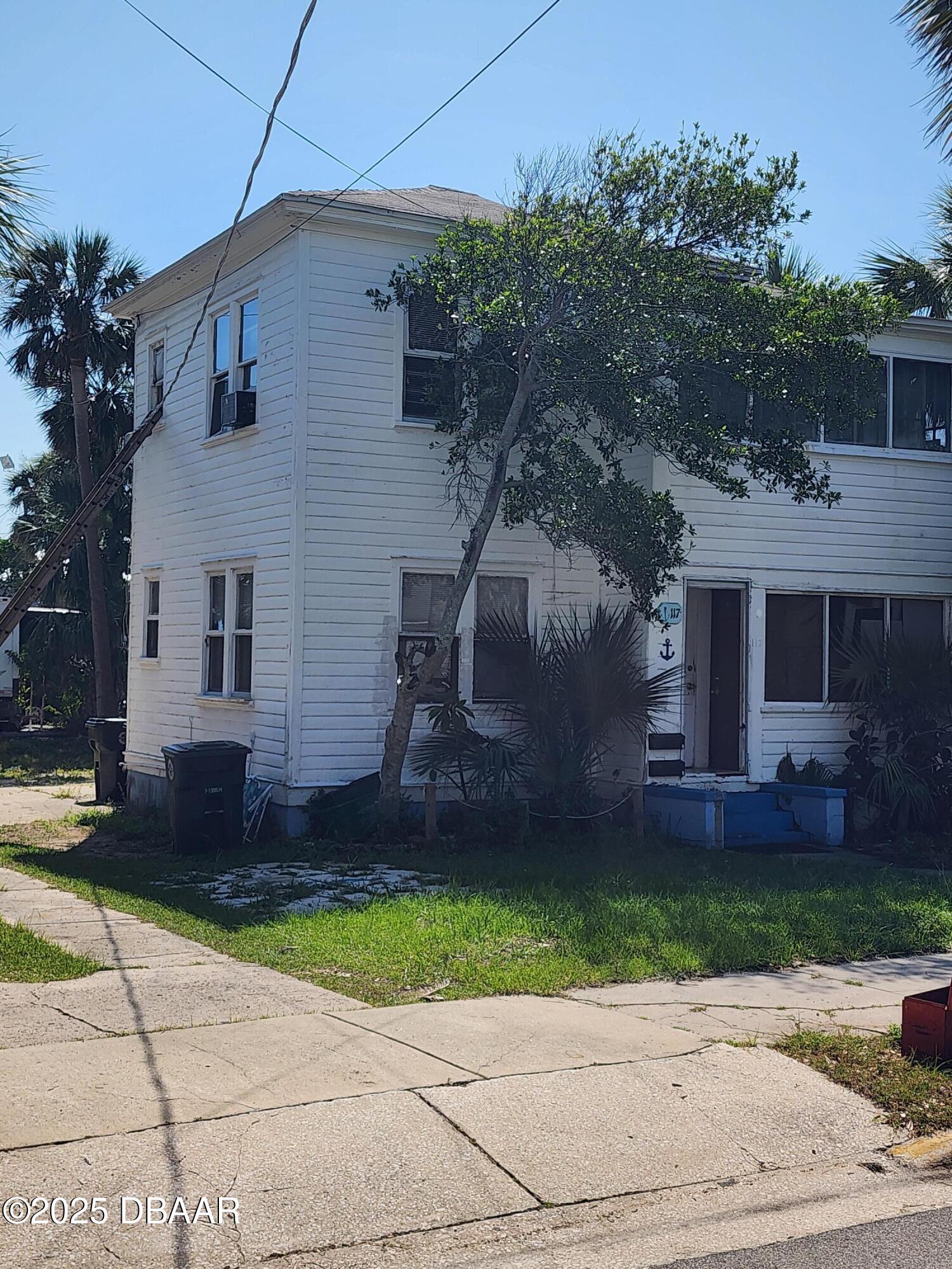 117 S Wild Olive Avenue