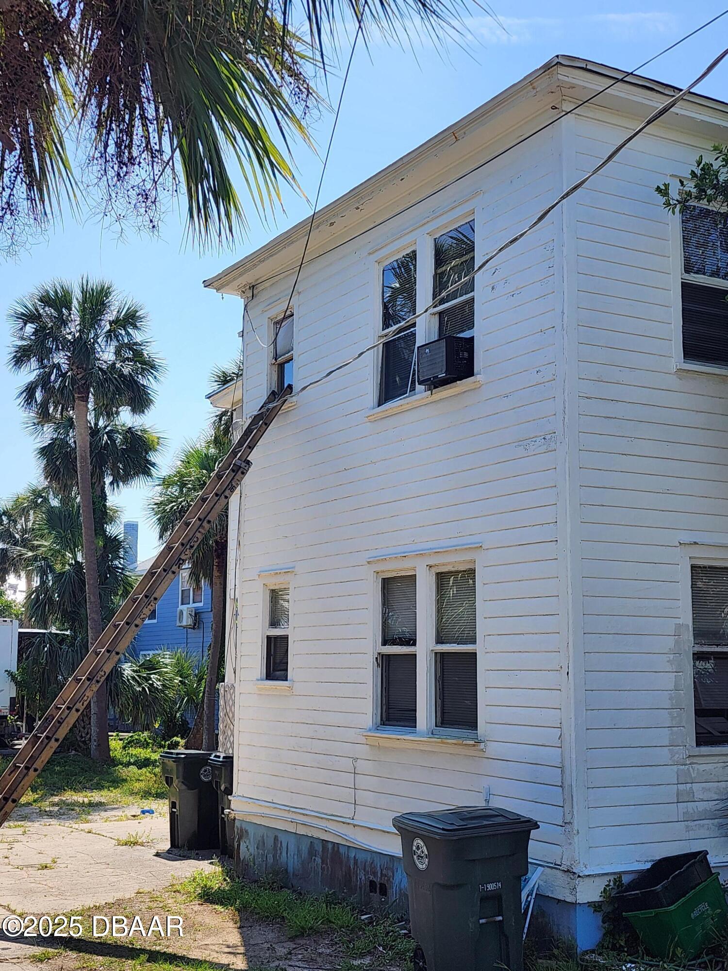 117 S Wild Olive Avenue