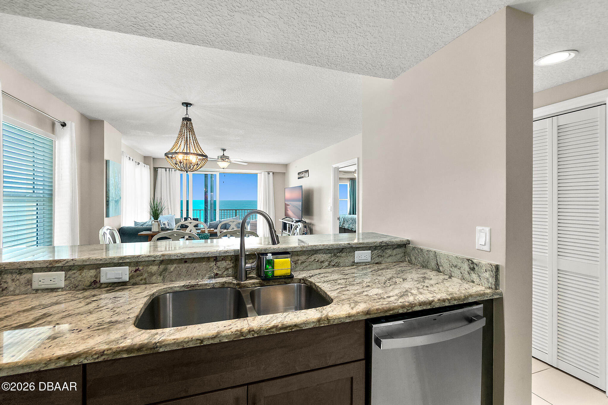 3721 S Atlantic Avenue