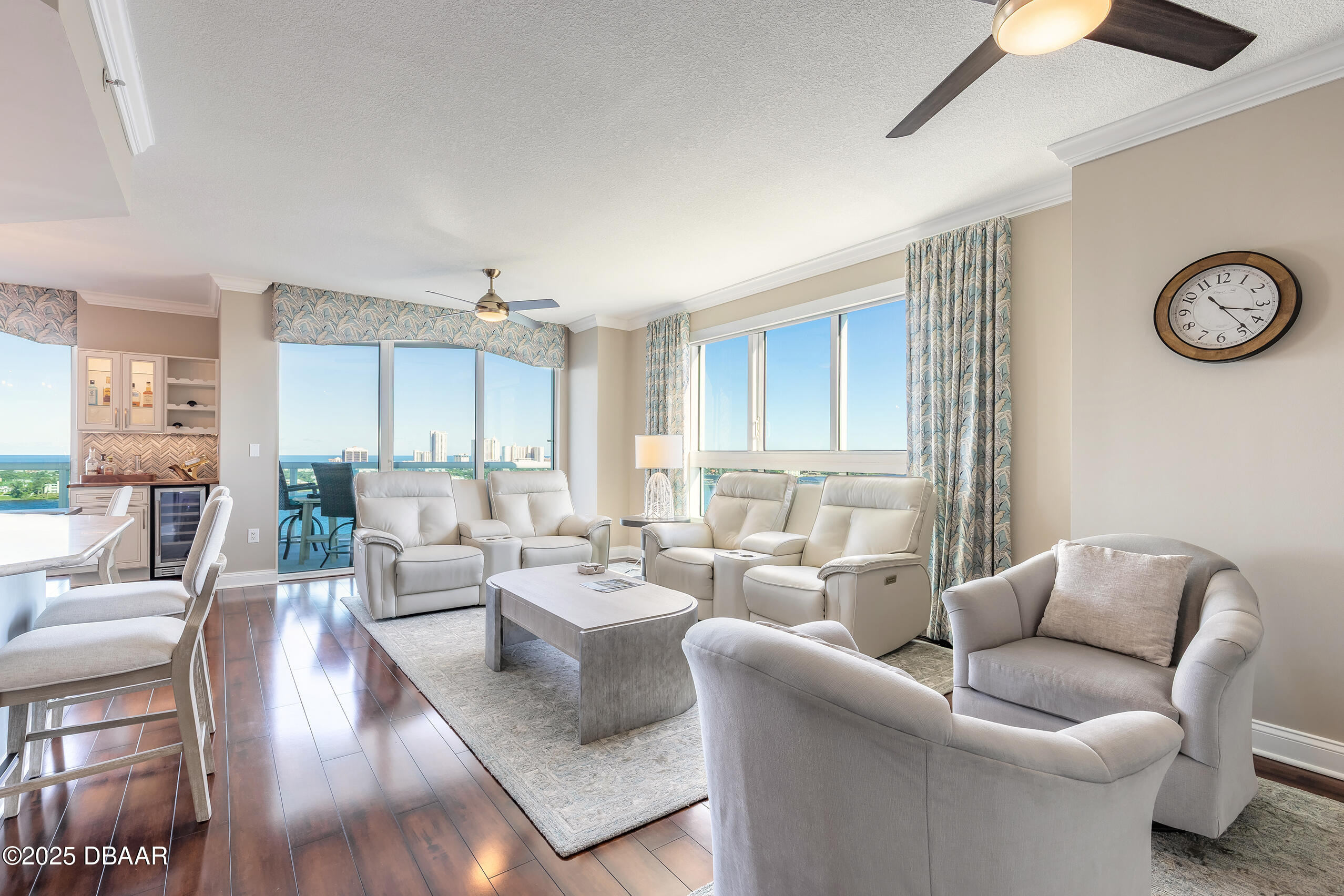 231 Riverside Drive 1501