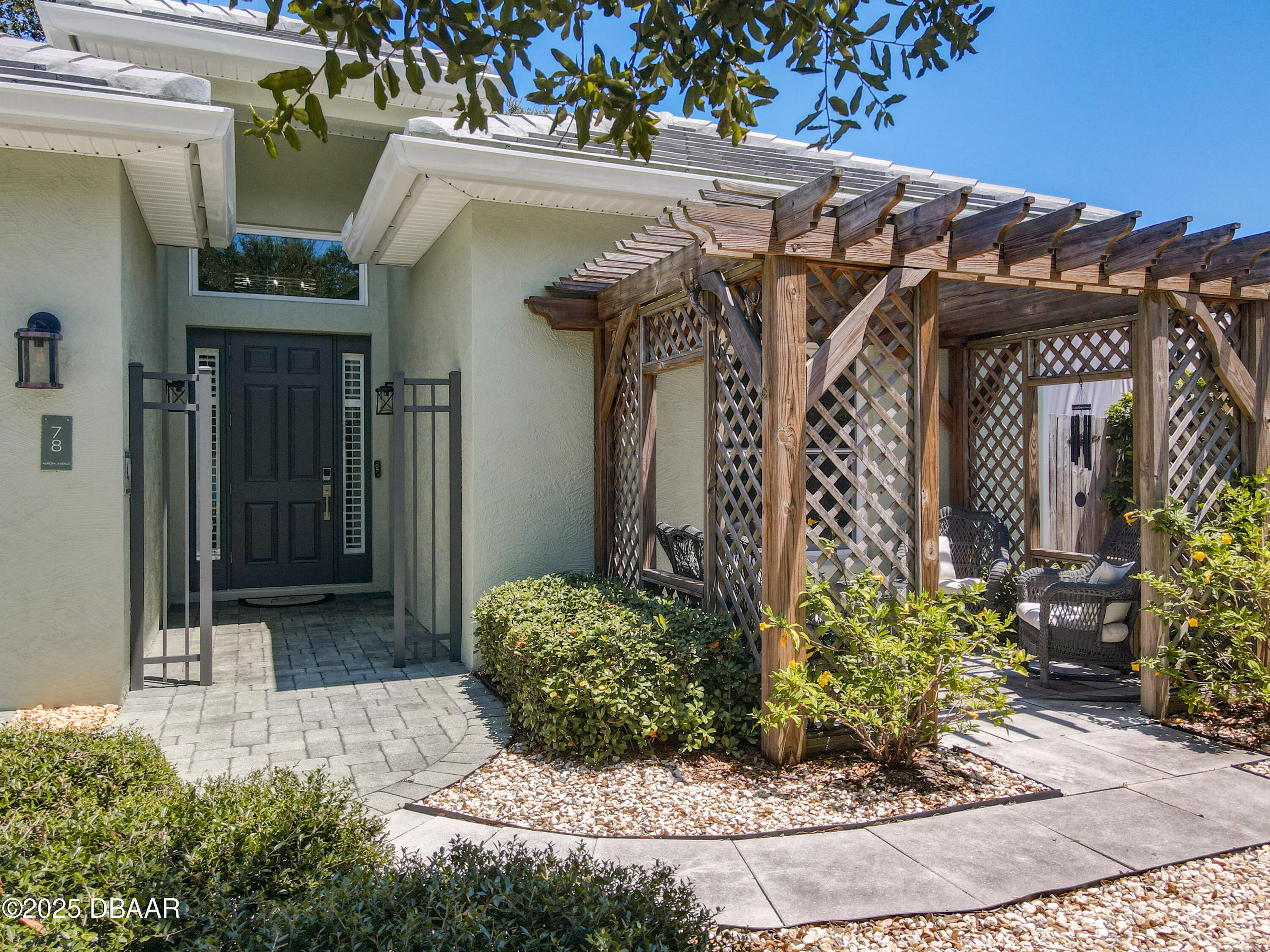 78 Aurora Avenue