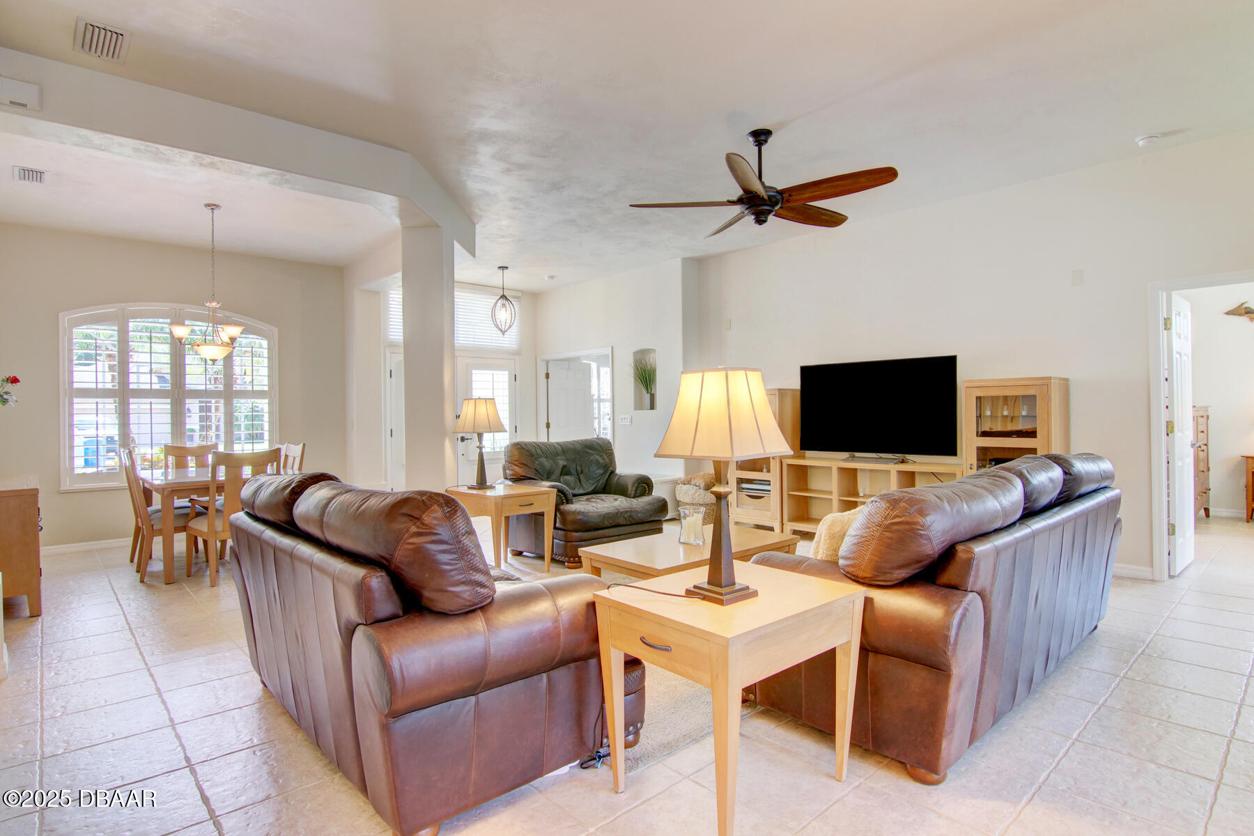 3288 Spruce Creek Glen