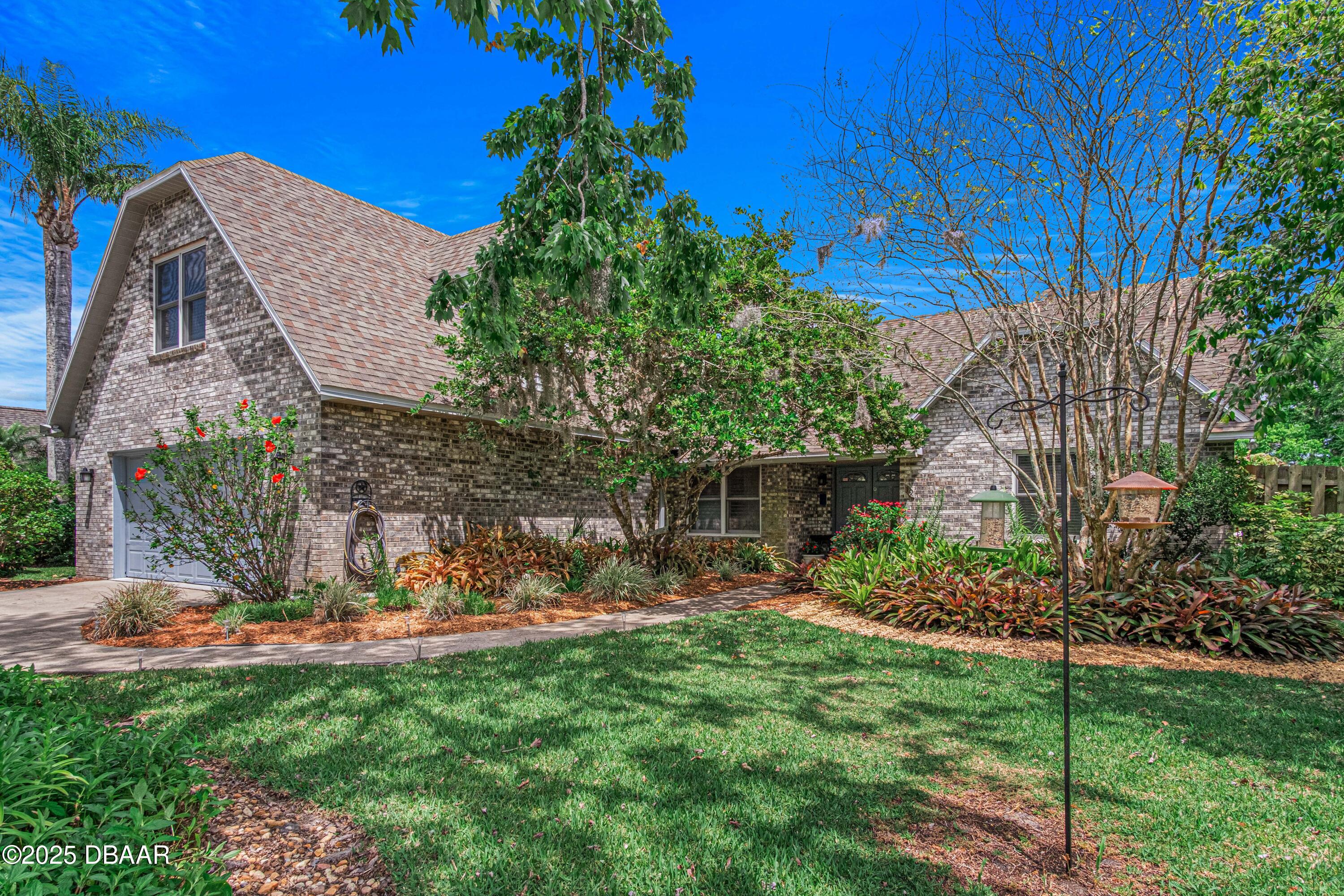 19 Queen Anne Court