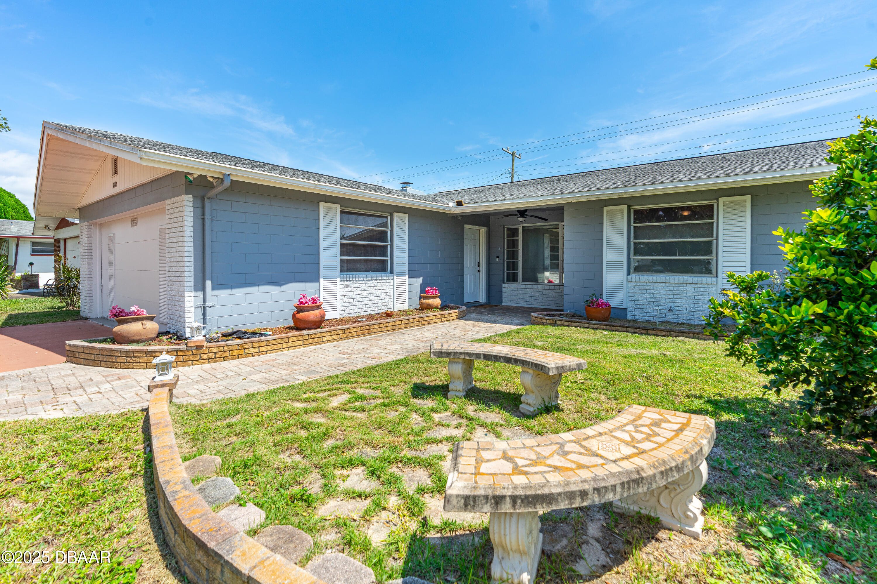 1417 Margina Avenue