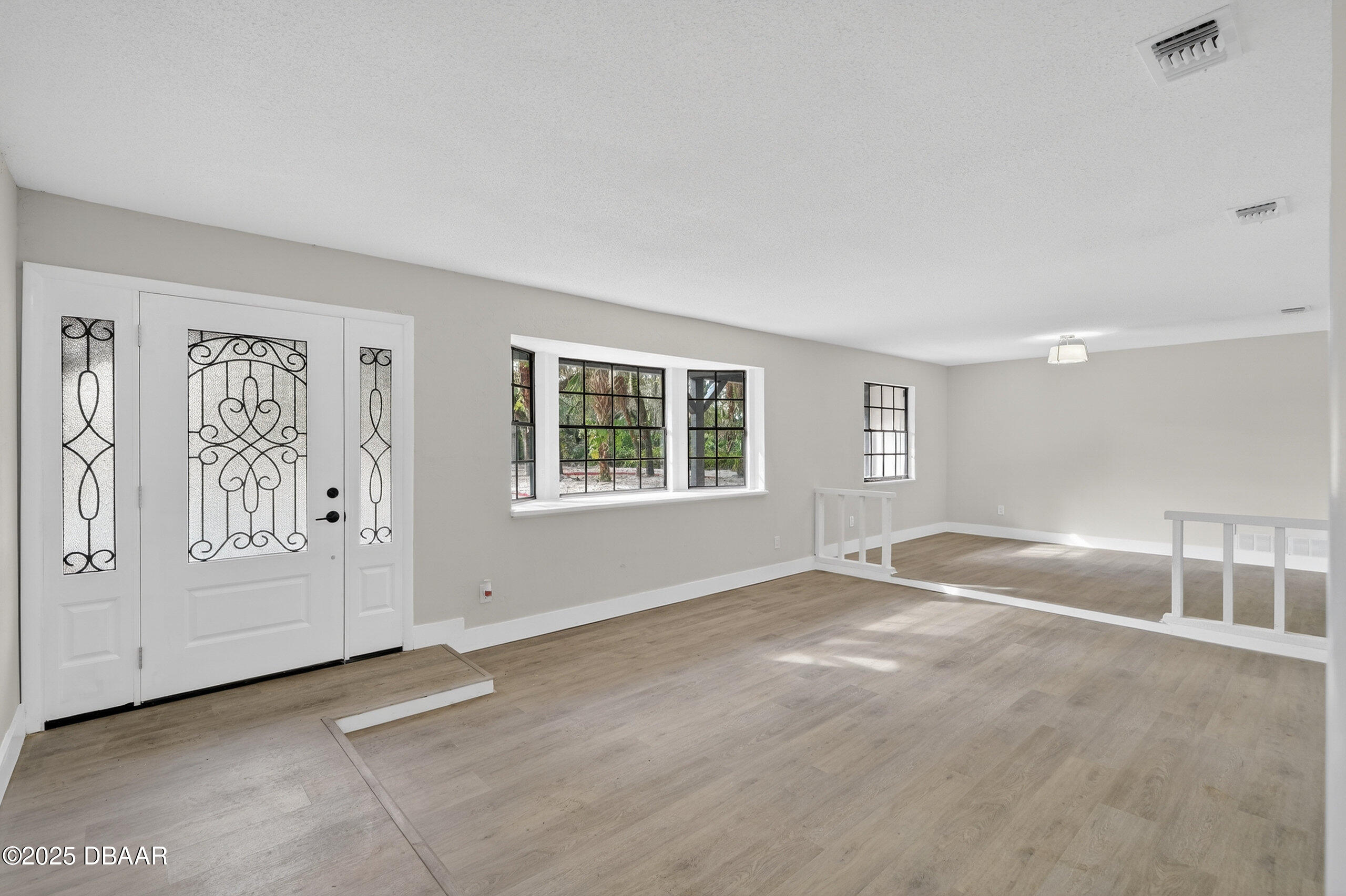 310 Country Circle Drive W