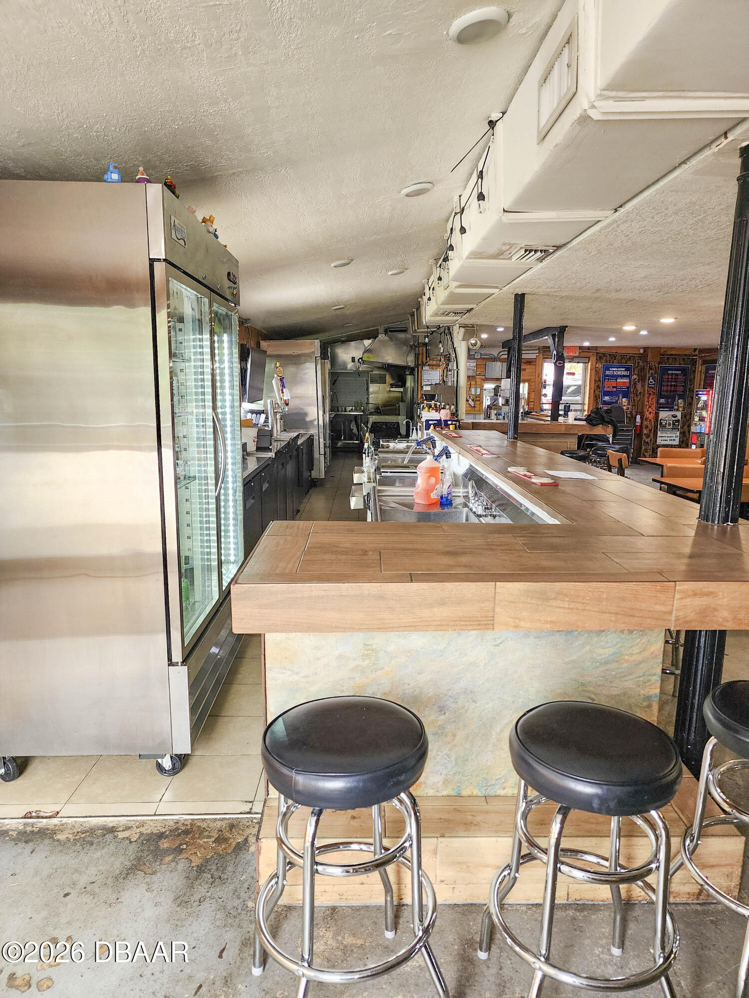 5901 S Ridgewood Avenue