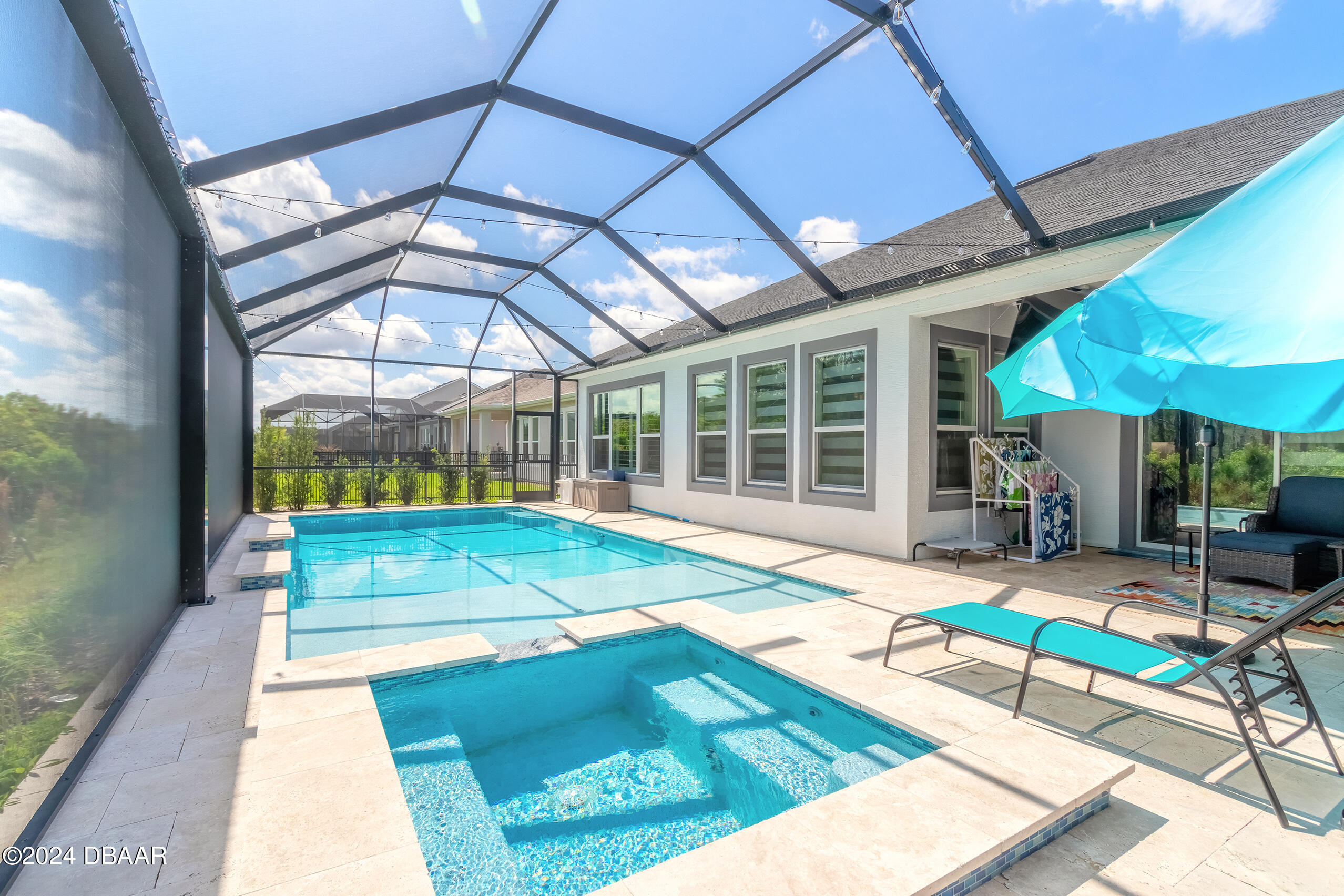 552 Mosaic Boulevard