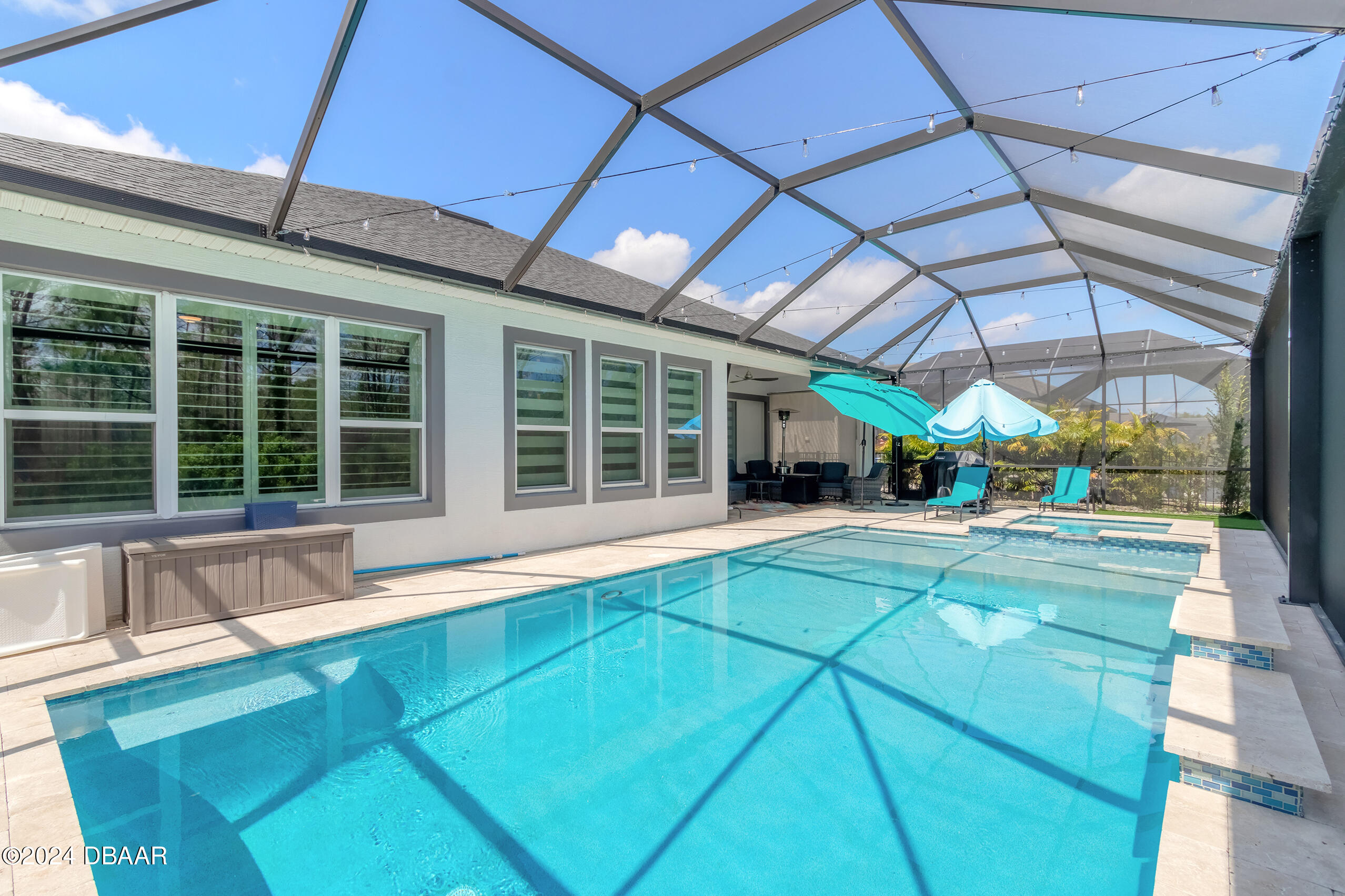 552 Mosaic Boulevard