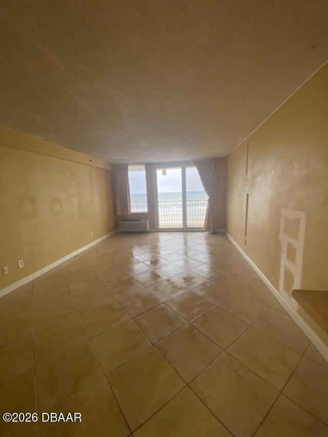 701 S Atlantic Avenue