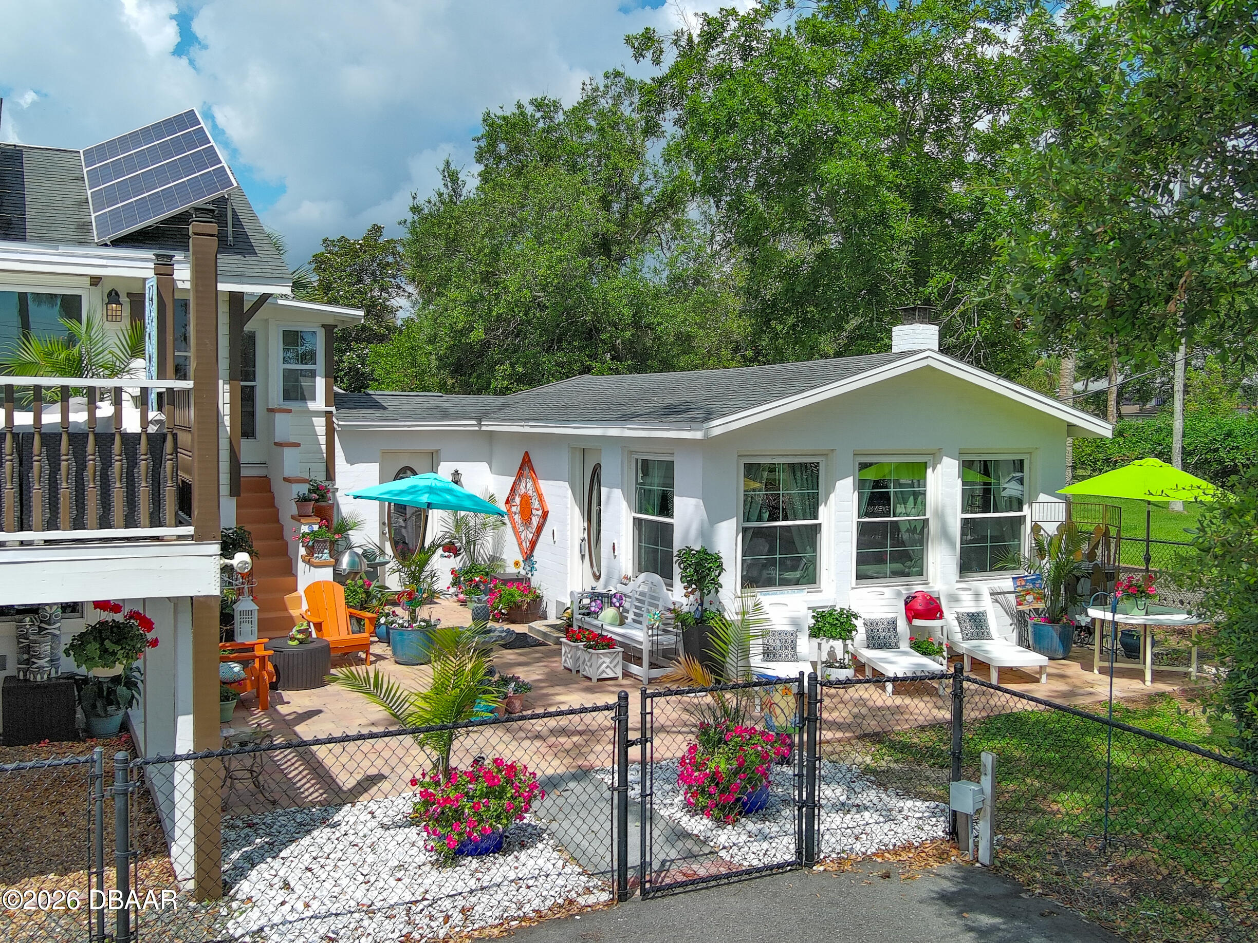 318 Riverside Drive