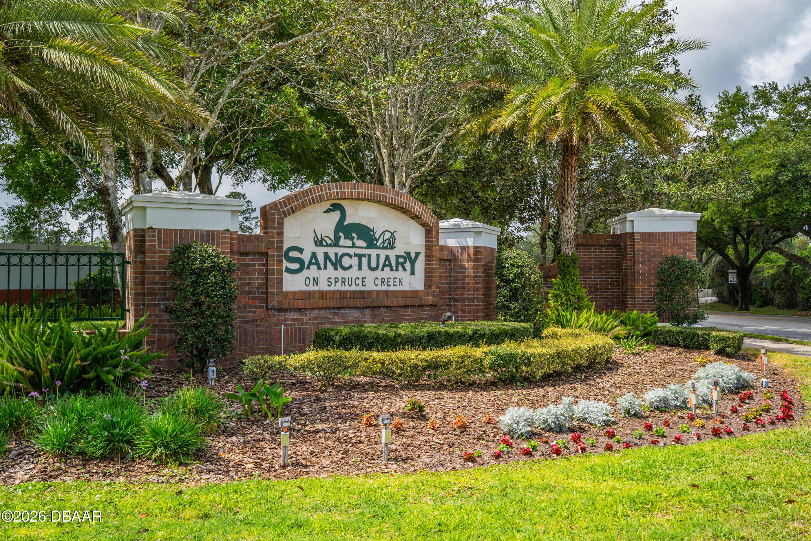 1307 Crepe Myrtle Lane