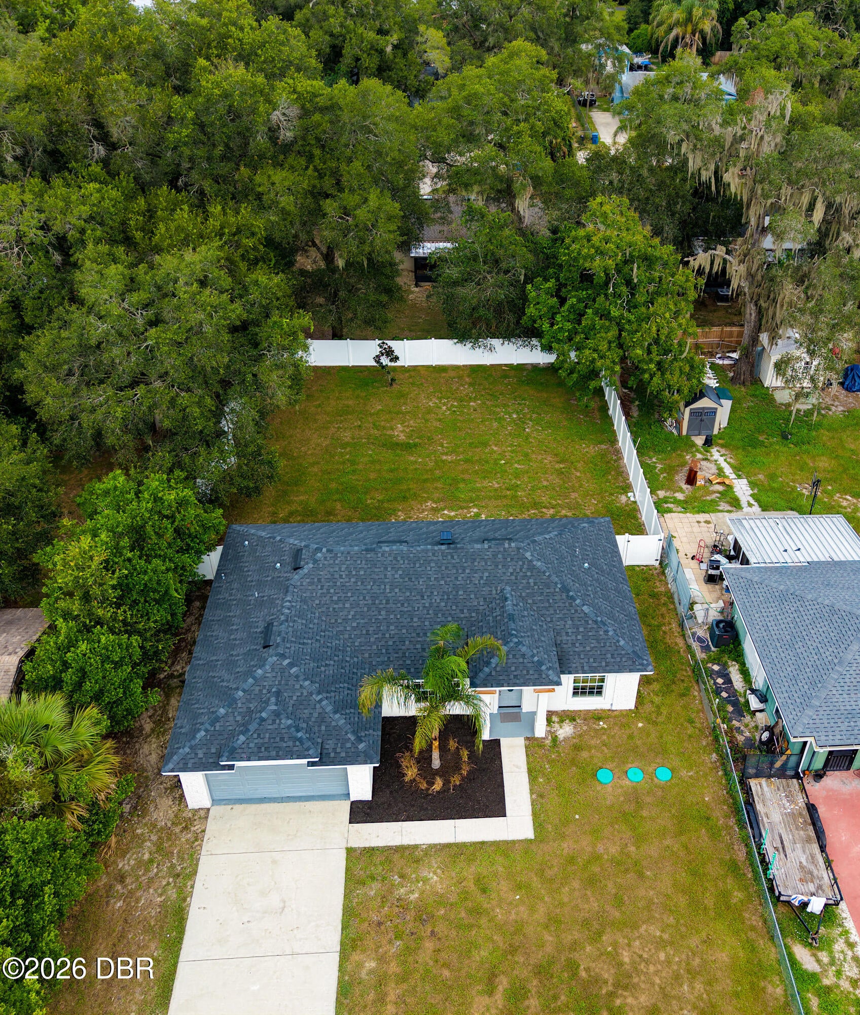 1405 E Voorhis Avenue